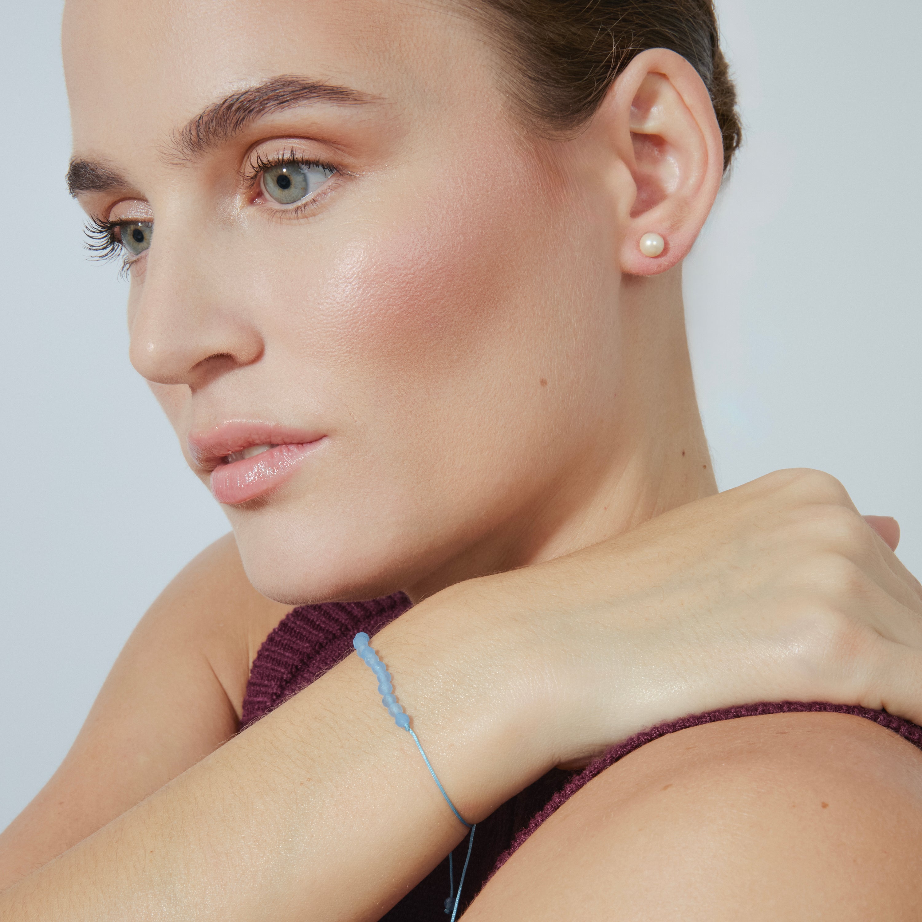 Armband aus 925 Sterlingsilber mit blau-türkisfarbenem Jade, rhodiniert - Aquisa