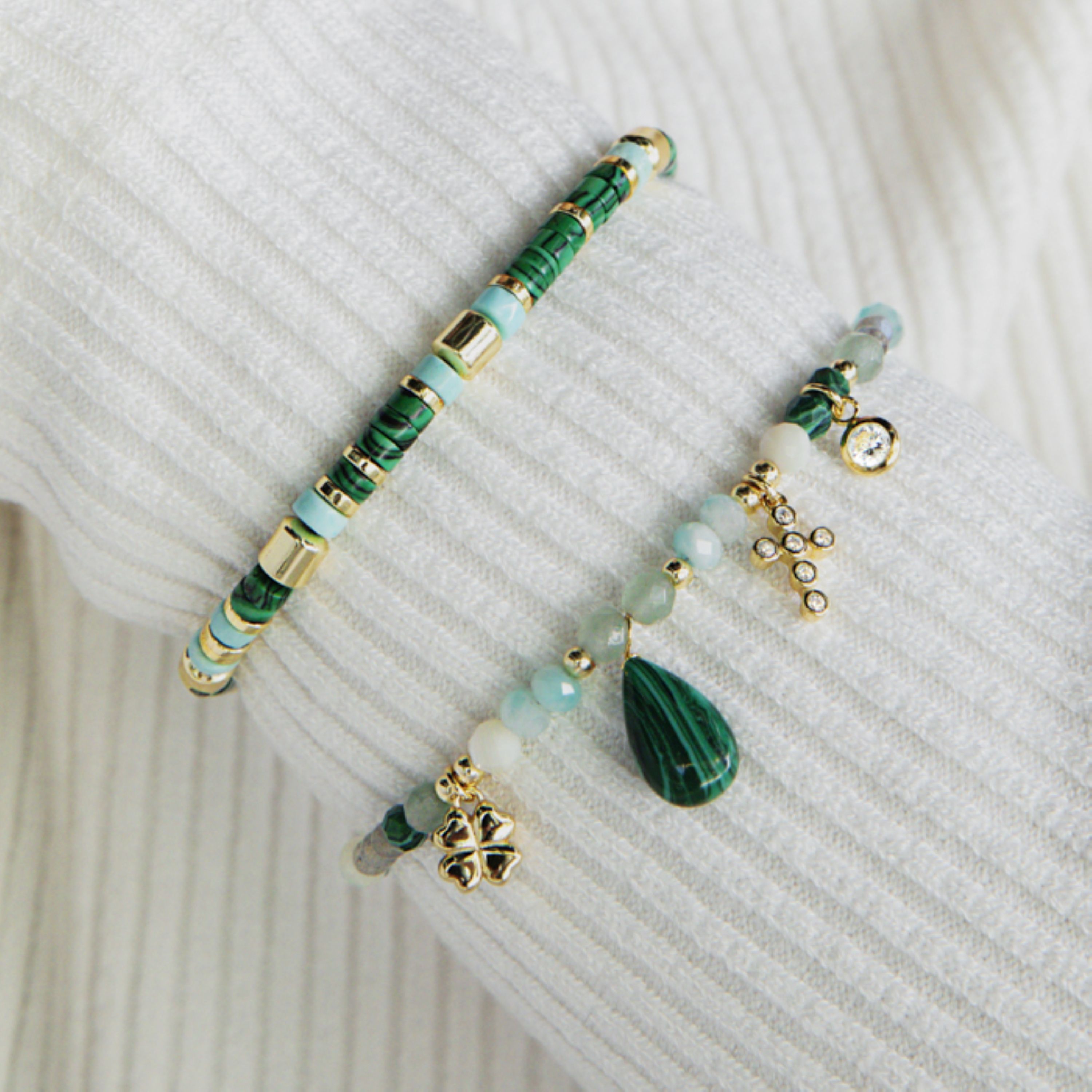 Pulsera de Plata de Ley 925 con Malaquita acabada en oro amarillo 18K - Miya