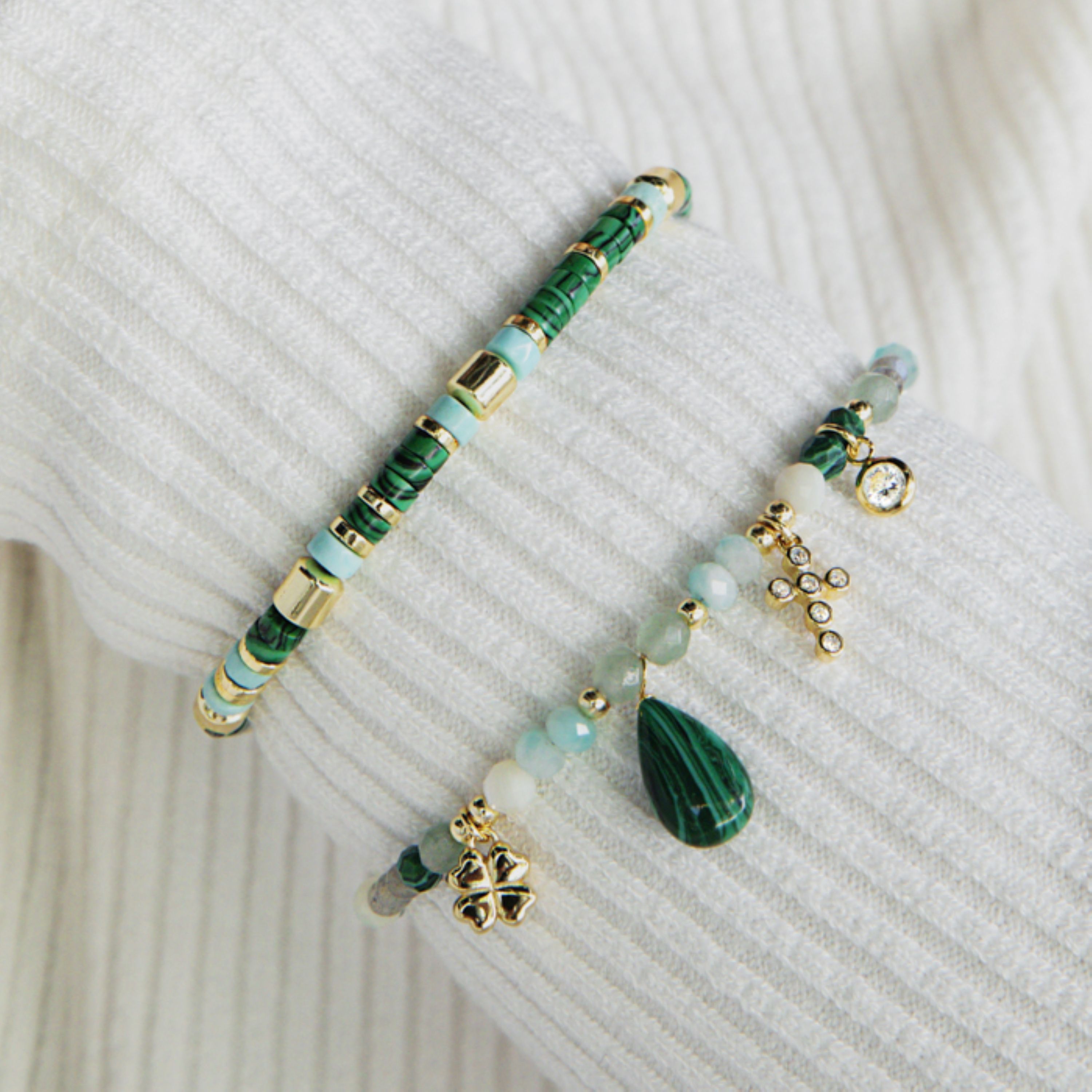 Pulsera de Plata de Ley 925 con Malaquita acabada en oro amarillo 18K - Ihun
