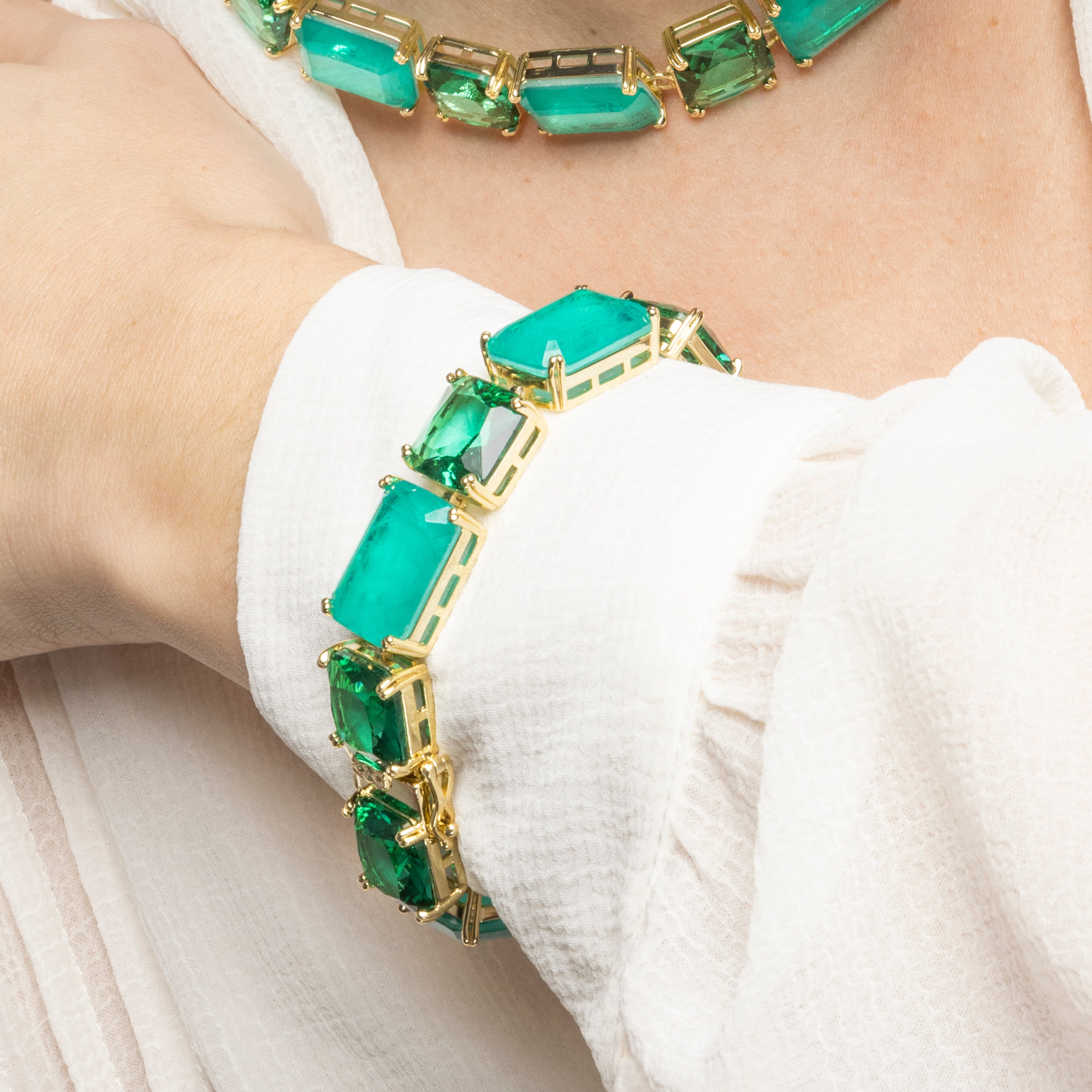 Pulsera de Plata de Ley 925 y Cuarzo Hidrotermal Verde Paraiba acabado oro amarillo de 18k - Lindrak