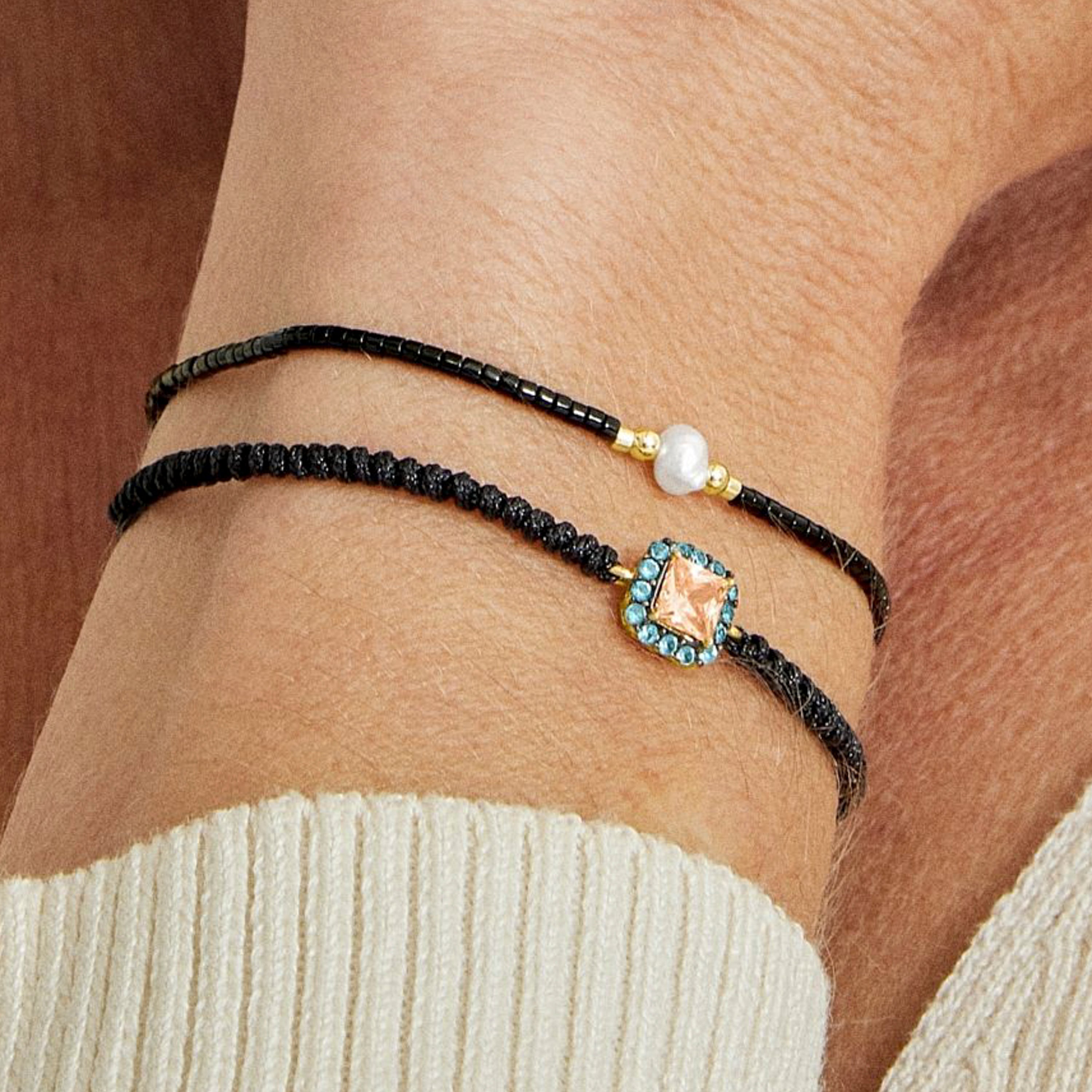 Pulsera de Plata de Ley 925 con Perla Blanca acabada en oro amarillo 18K - Isrha