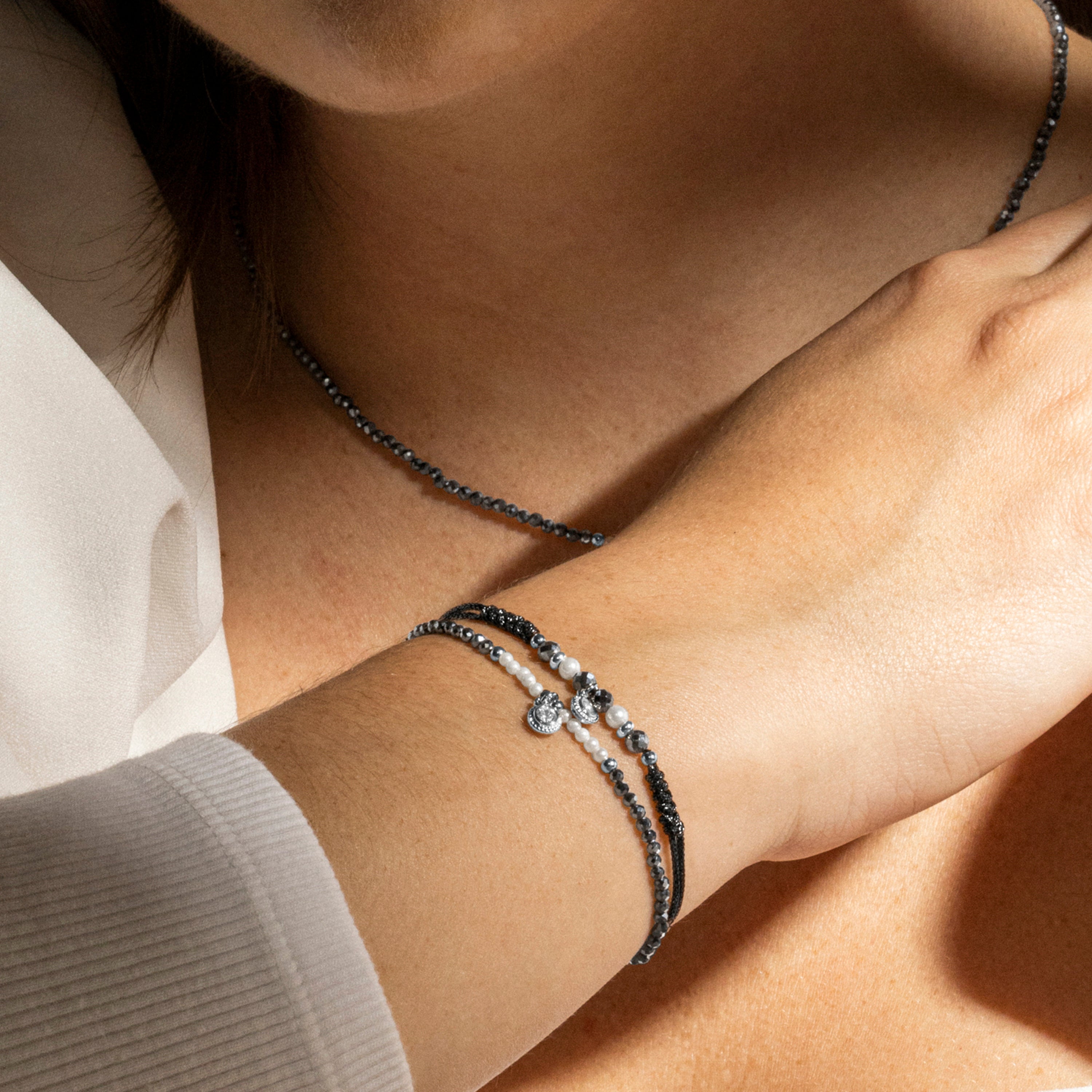 Pulsera de Plata de Ley 925 y Perla Blanca acabado en rodio - Nexa