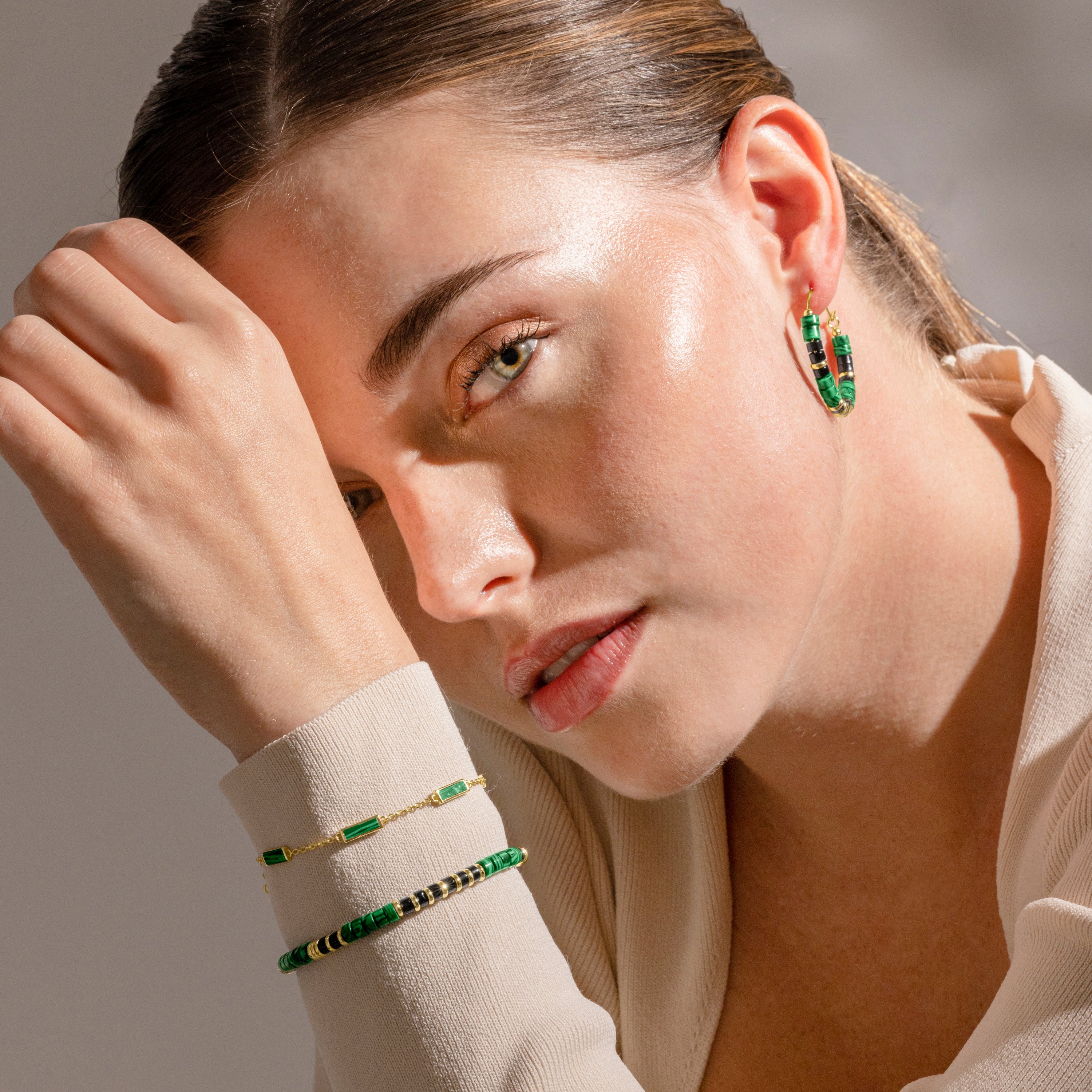 925er Silberarmband mit Malachit und 18k Goldfinish - Ilmina