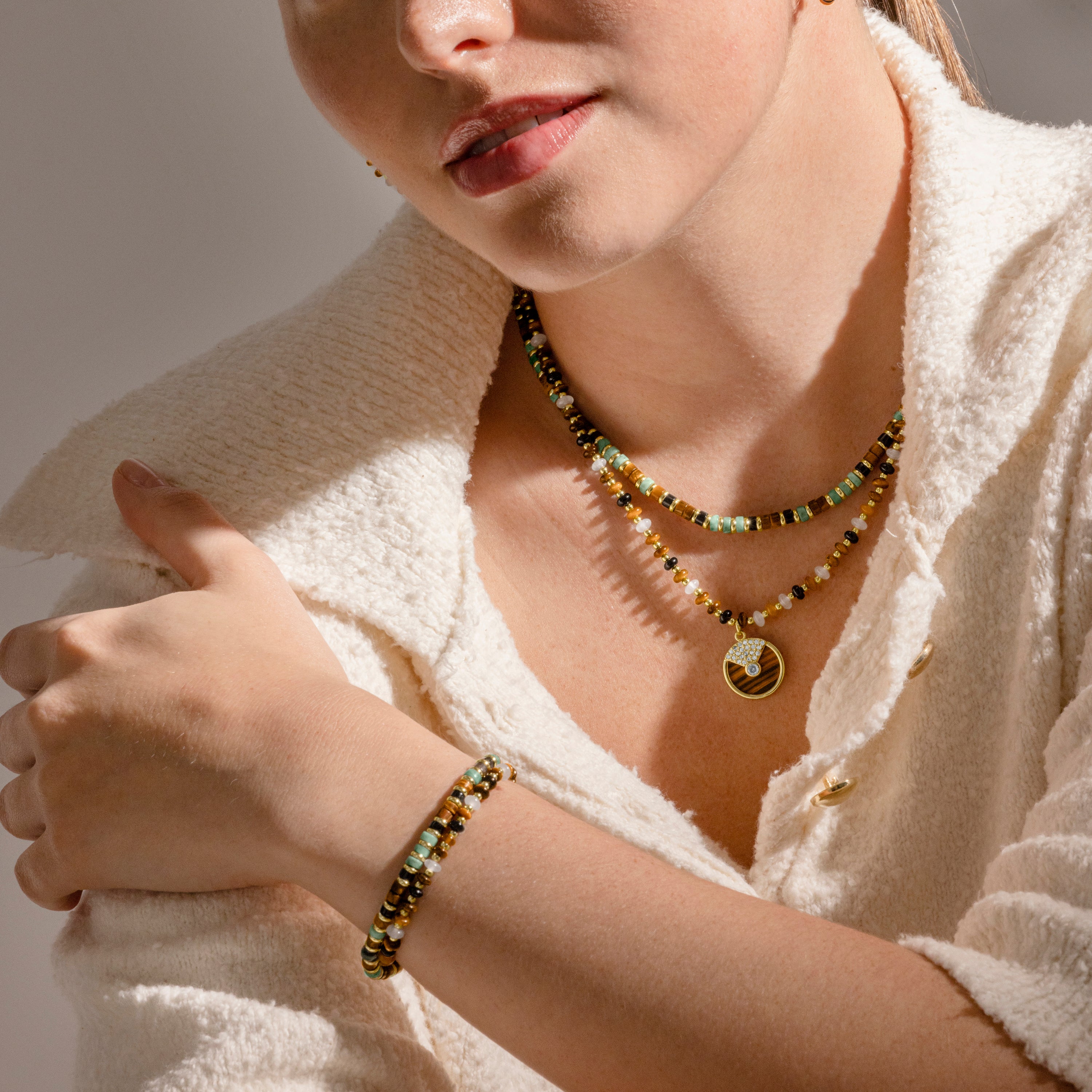 Pulseira de Prata de Lei 925 e Olho de Tigre com acabamento em ouro 18k - Ryhu