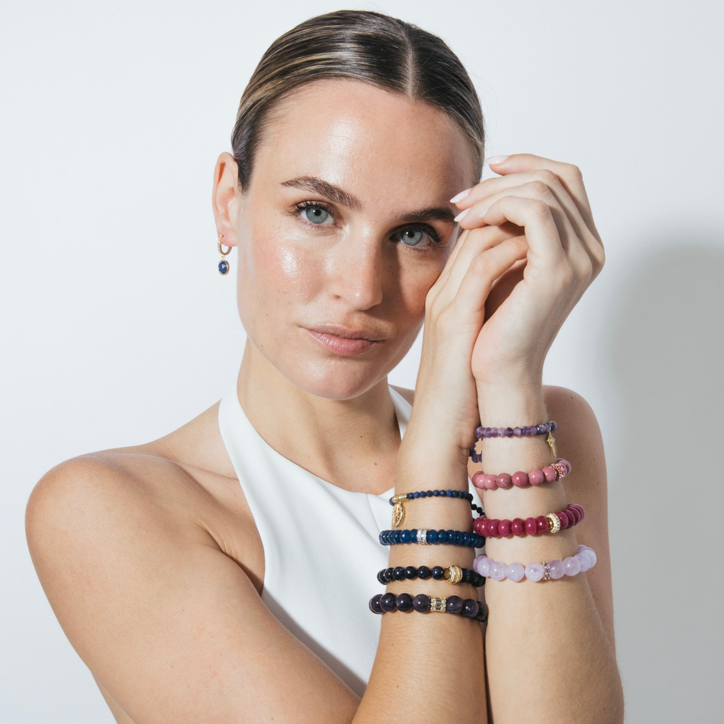 Bracciale in argento sterling 925 e giada blu con finitura in rodio - Hado