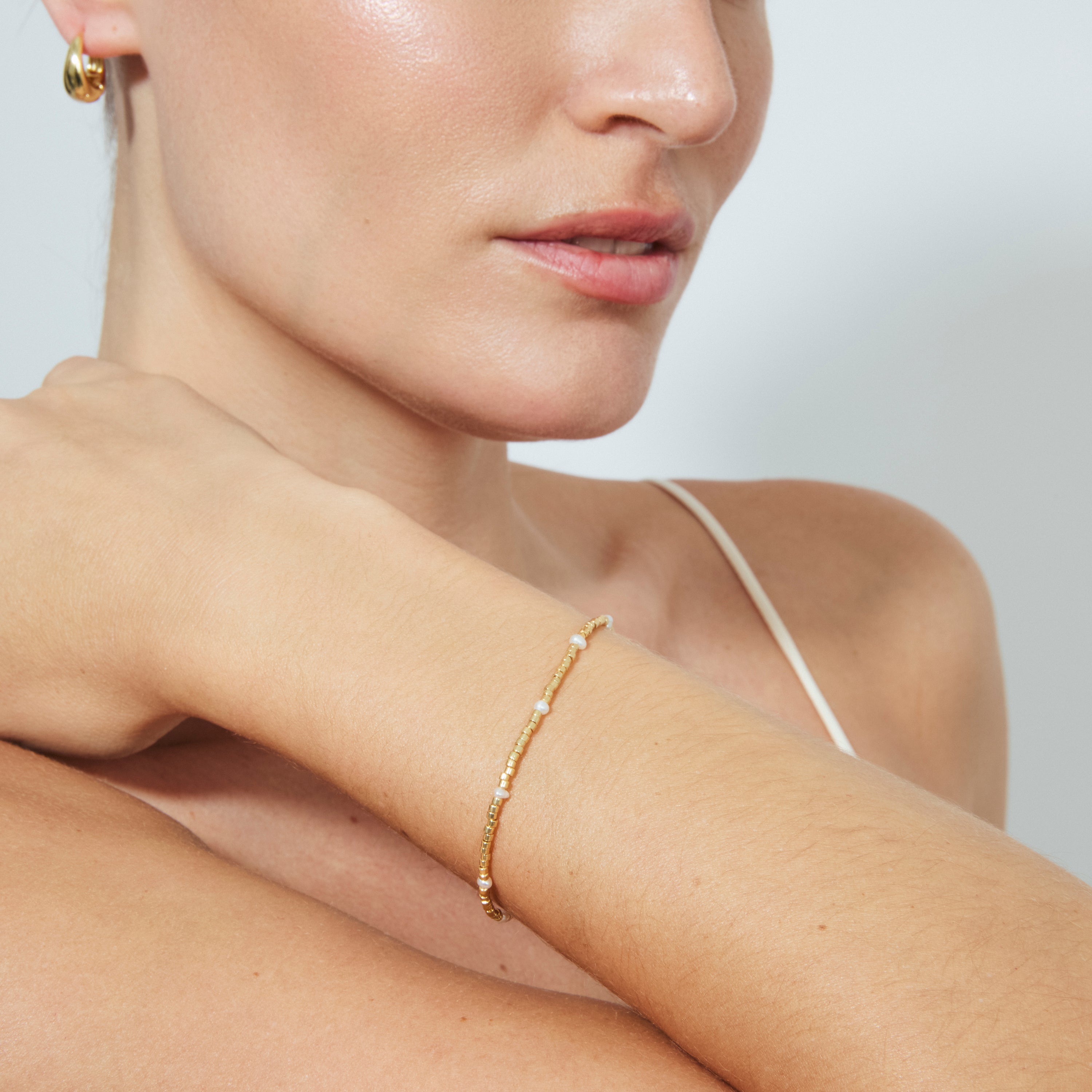Sterling Silver 925 Bracelet with White Lacquer and 18k Yellow Gold Finish - Fahkia