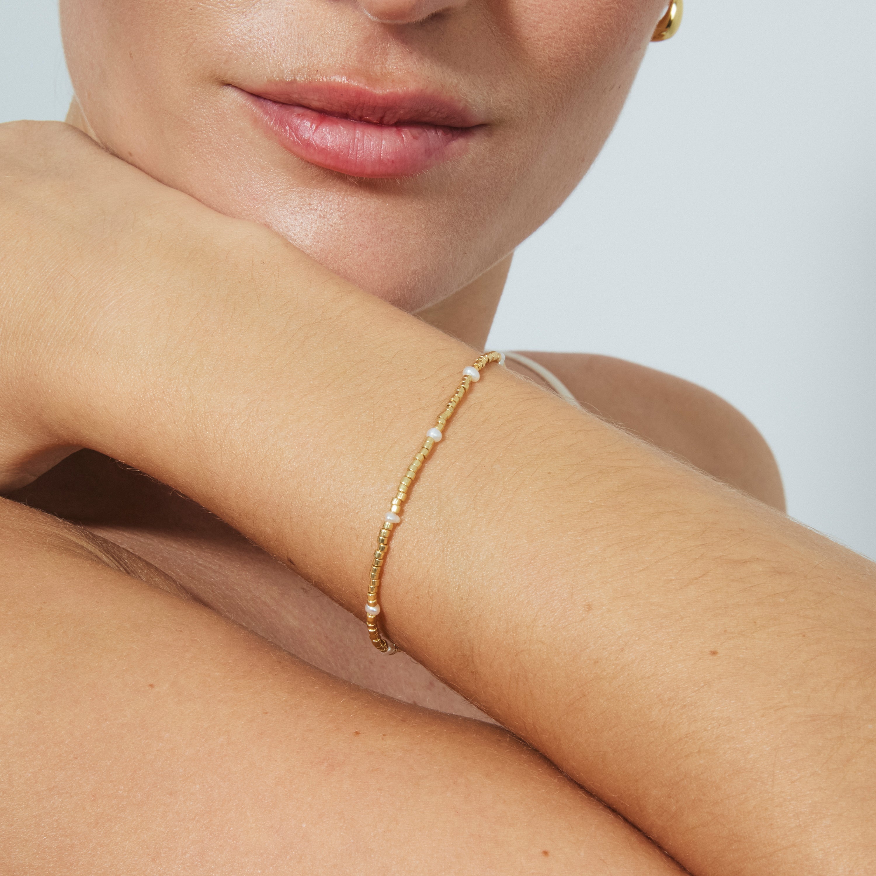 Sterling Silver 925 Bracelet with White Lacquer and 18k Yellow Gold Finish - Fahkia