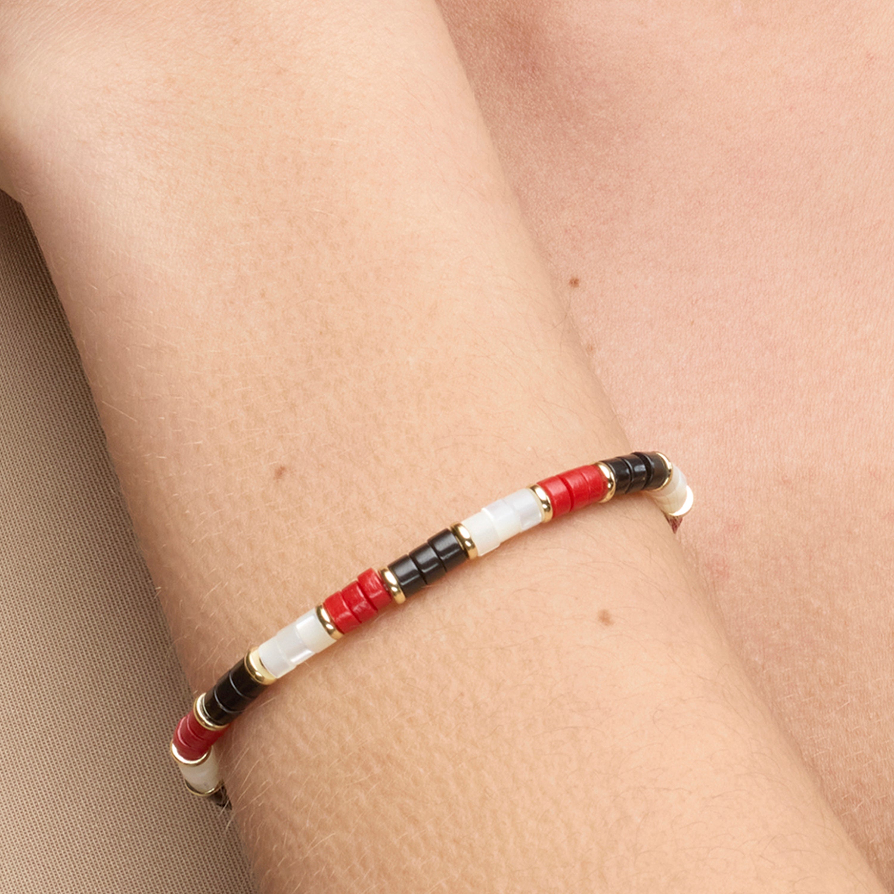 925er Silberarmband mit Koralle und 18k Gelbgold-Finish - Siraba