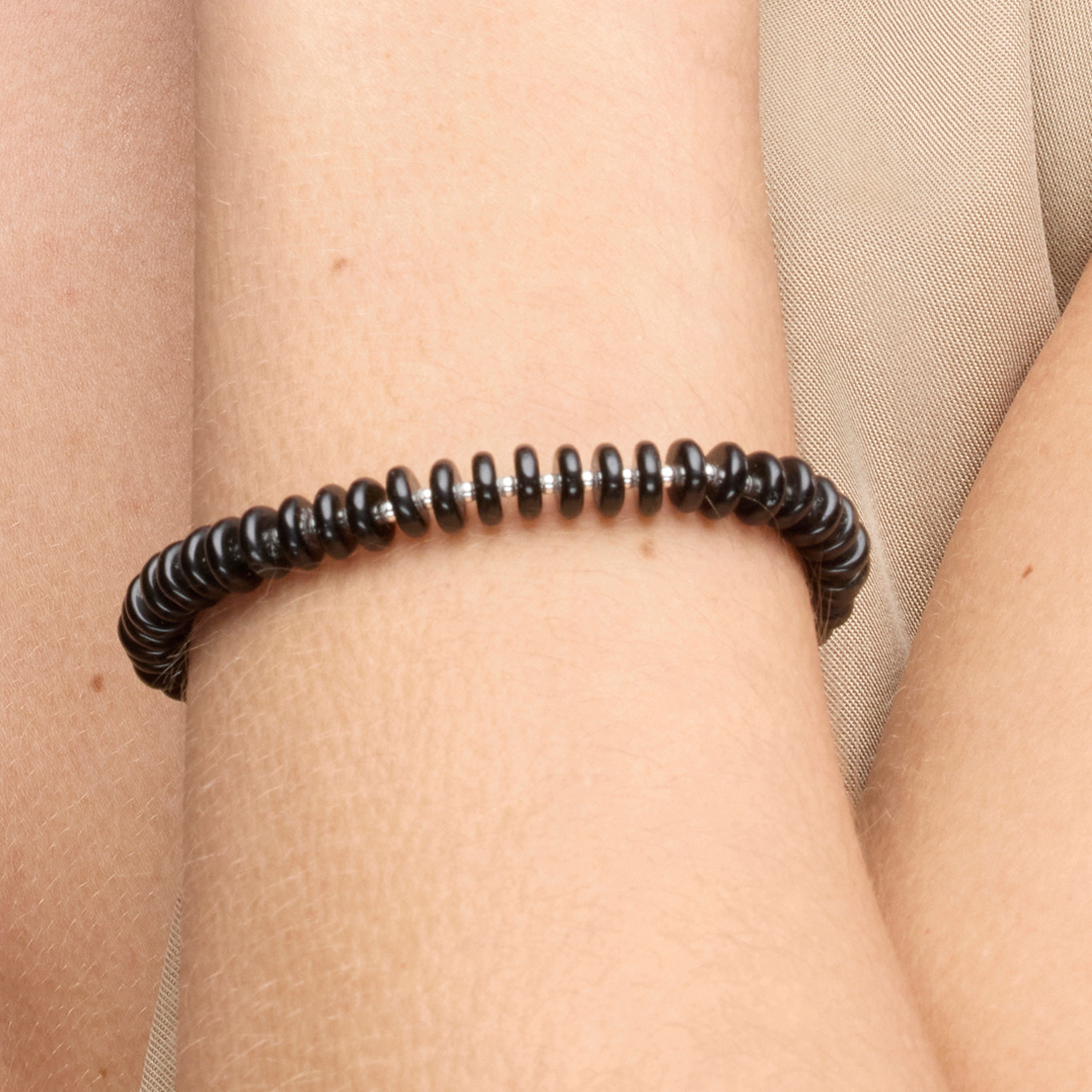 925 Sterling Silver Bracelet with Black Agate and Rhodium Finish - Laha