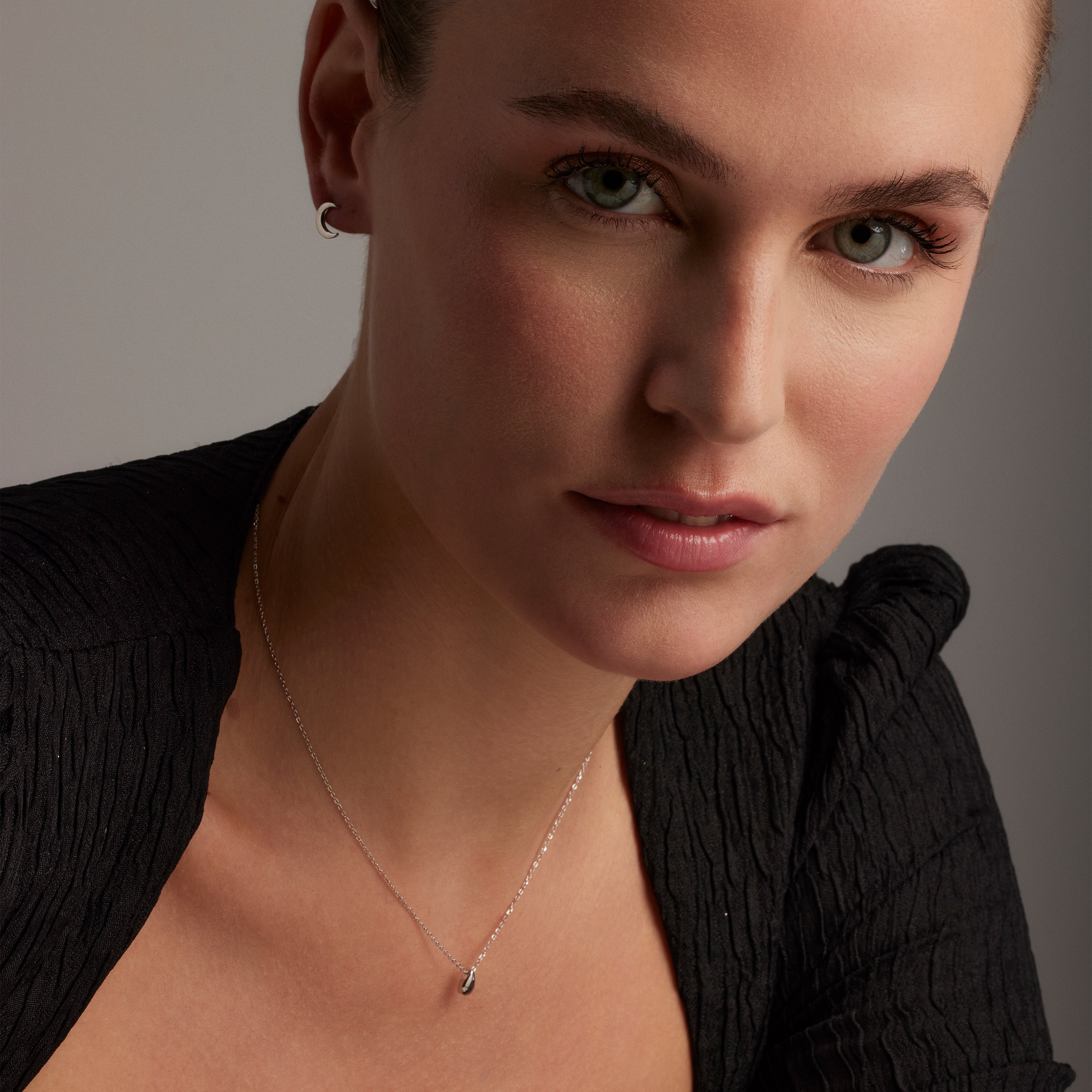 Pendientes de Plata de Ley 925 acabados en rodio - Crescent