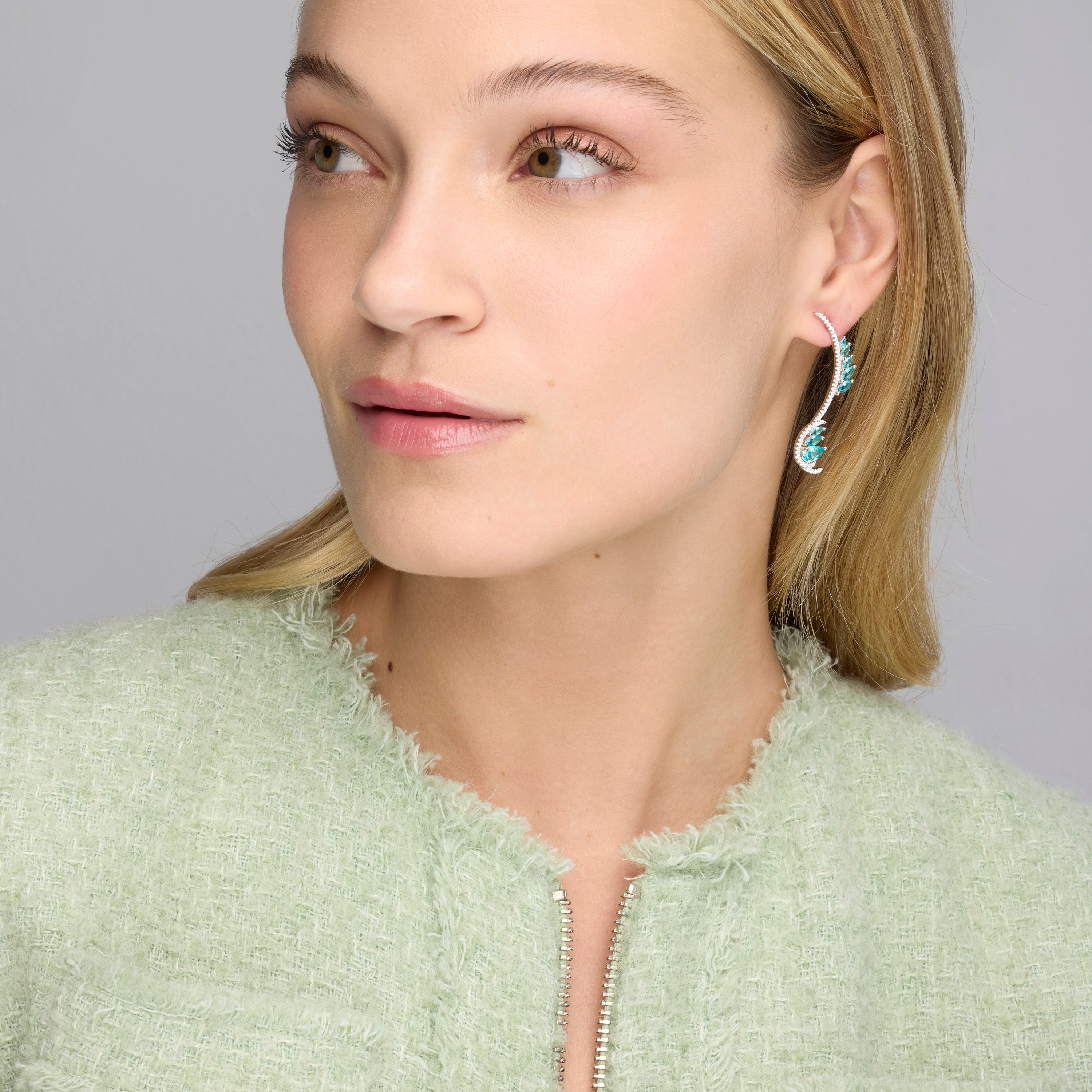 Brincos de Prata de Lei 925 e Quartzo Hidrotermal Verde Paraiba com acabamento em ródio - Layra