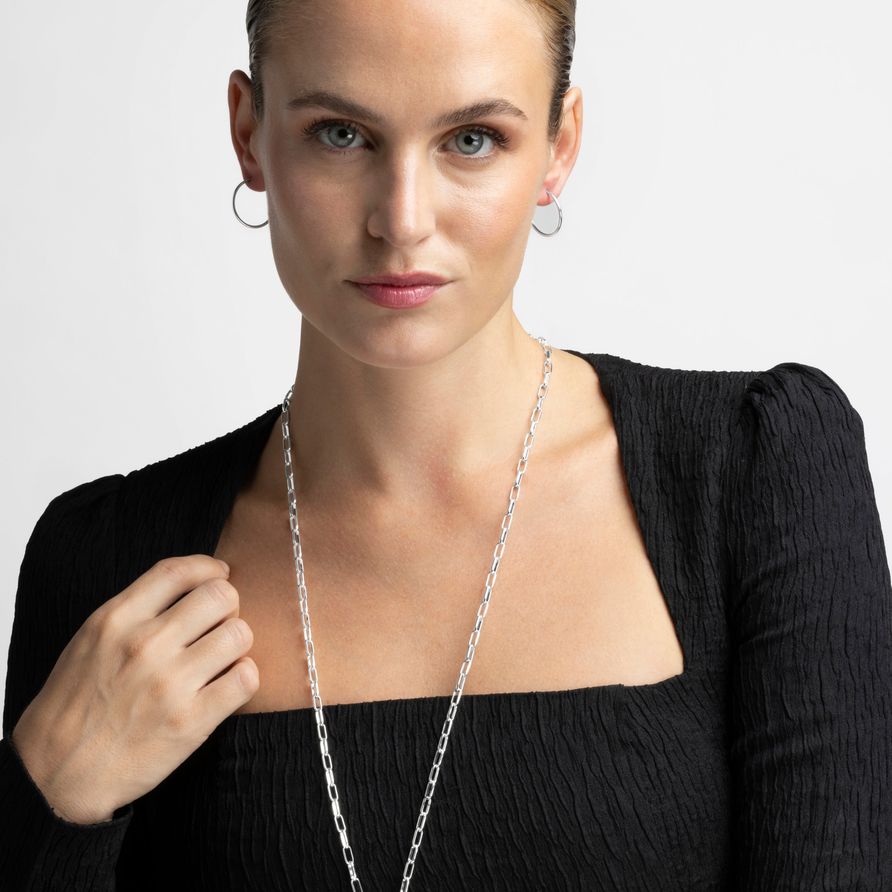 Orecchini da 20mm in Argento Sterling 925 con finitura in rodio - Essential