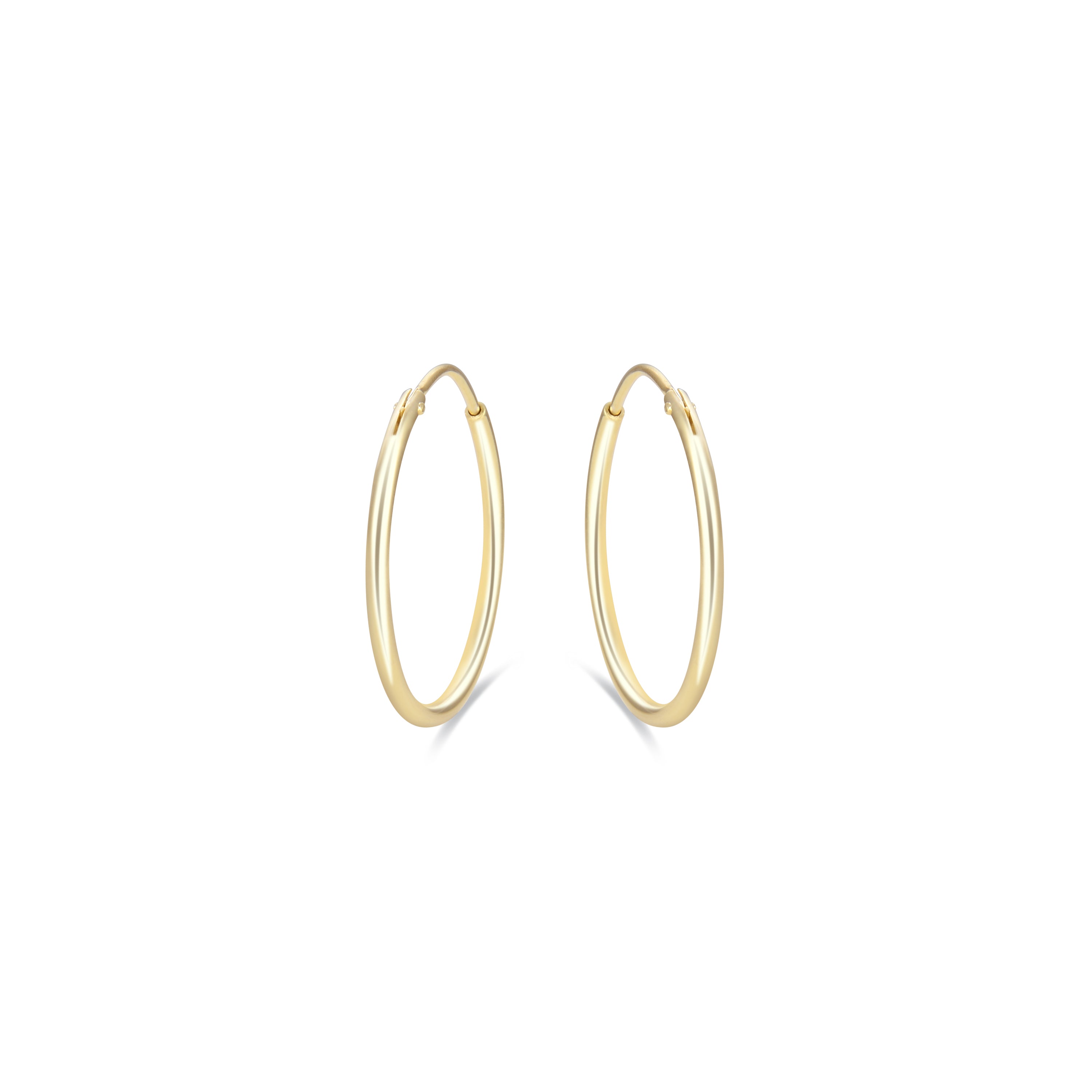 Brincos de 20mm em Prata de Lei 925 com acabamento em ouro amarelo de 18K - Essential