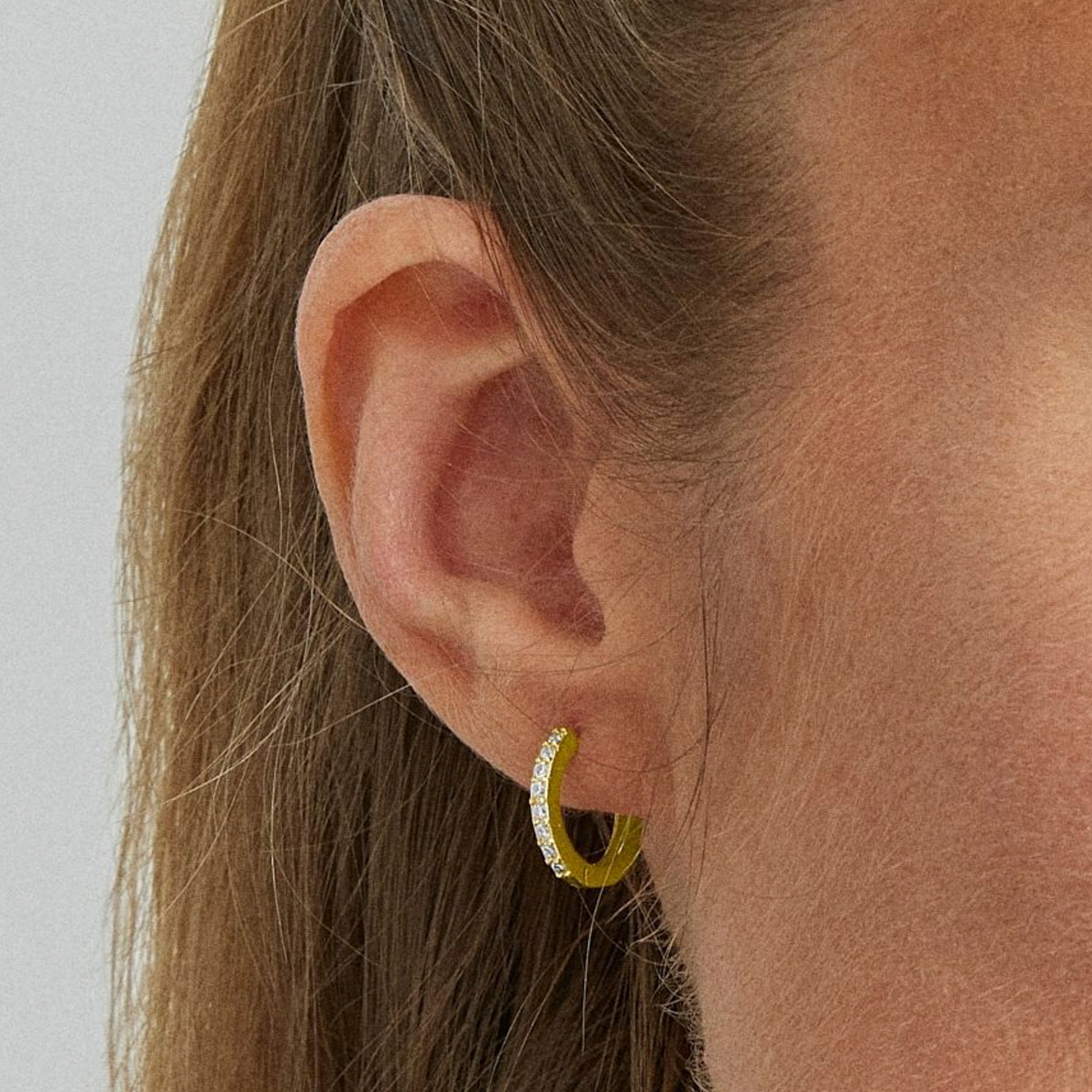 Orecchini in Argento Sterling 925 con Zirconia Brillante finiti in oro giallo 18K - Valarys