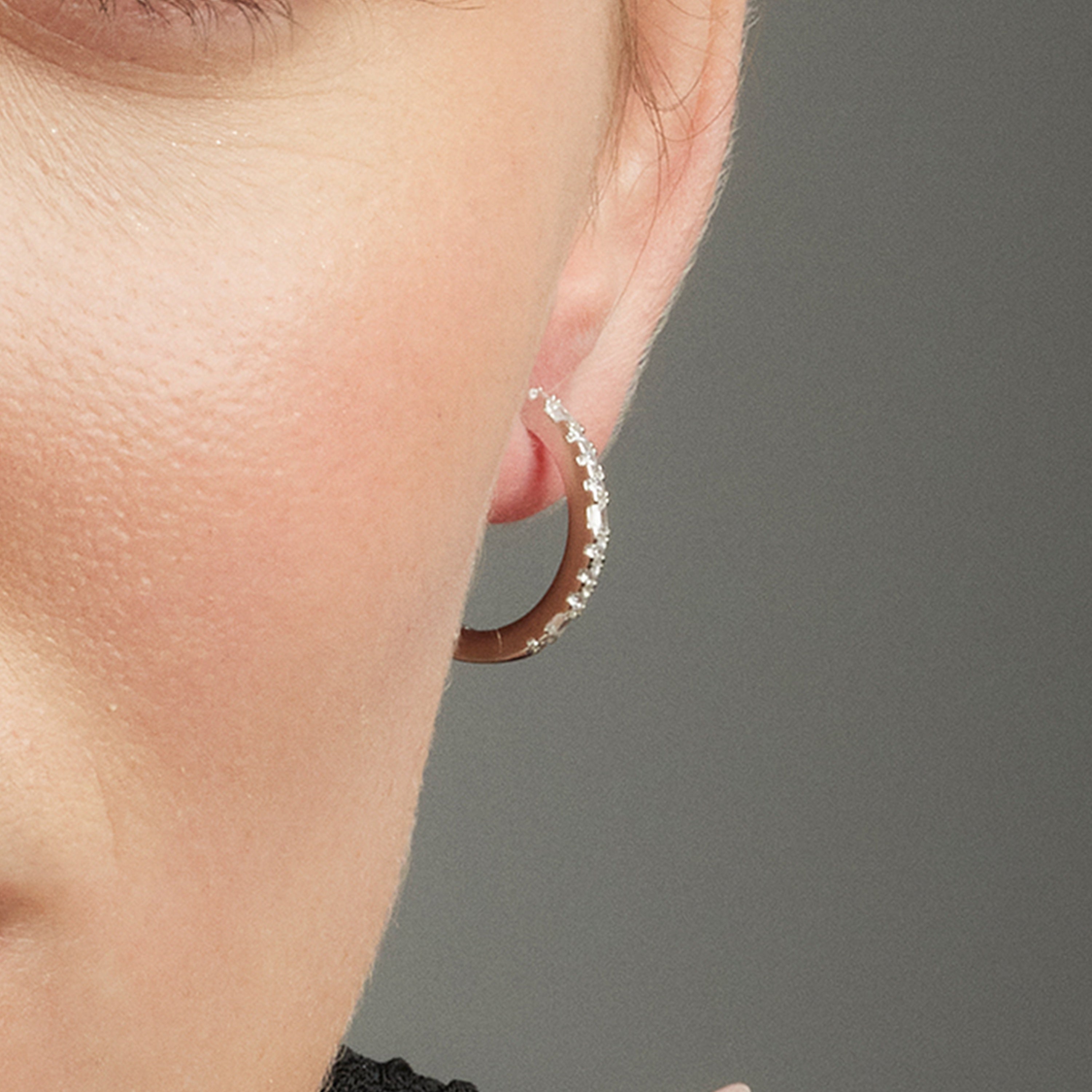 925 Sterling Silver Earrings with Brilliant Zirconia finished in Rhodium - Lujae