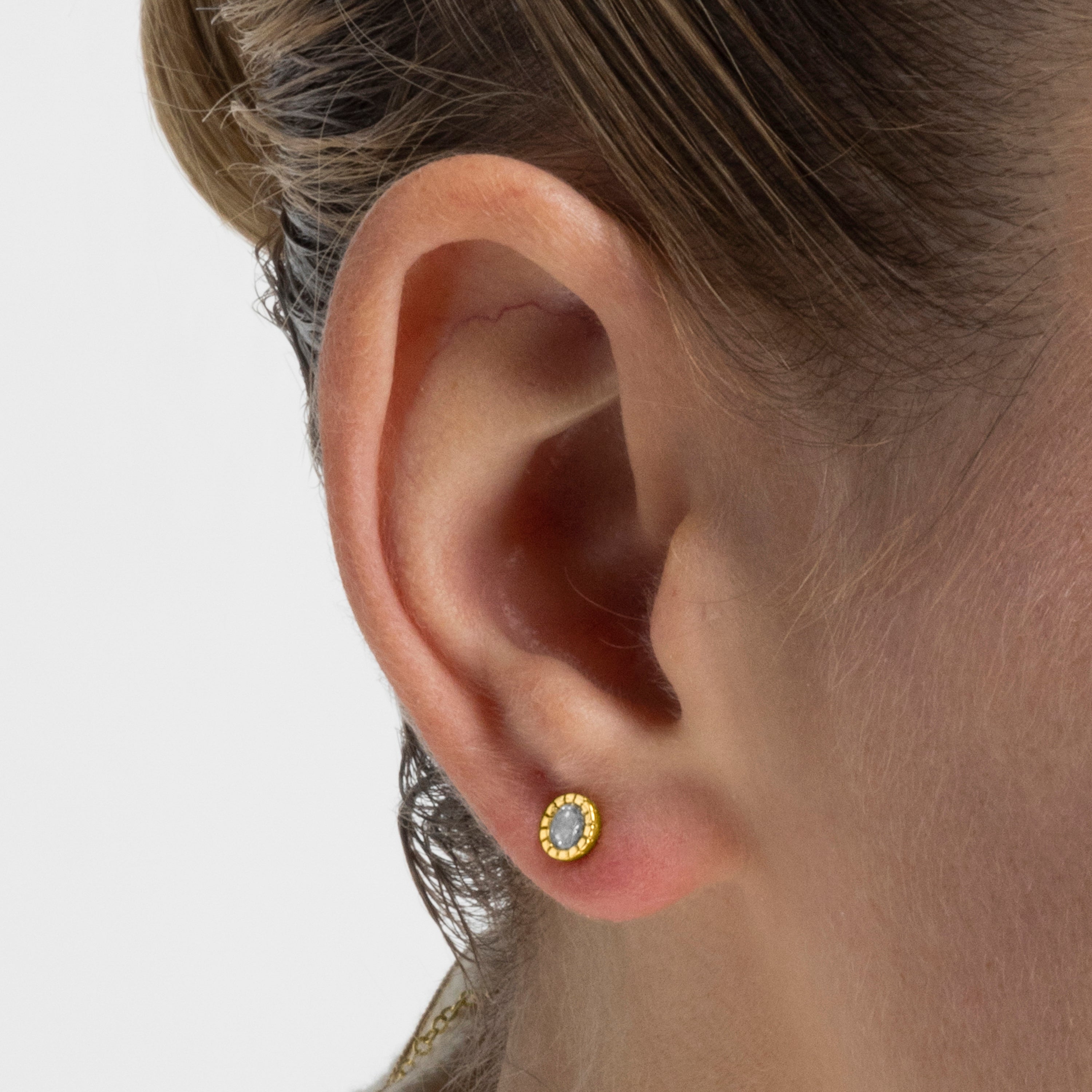 Boucles d'oreilles en argent sterling 925 avec zircon brillant finition or jaune 18K - Naadim