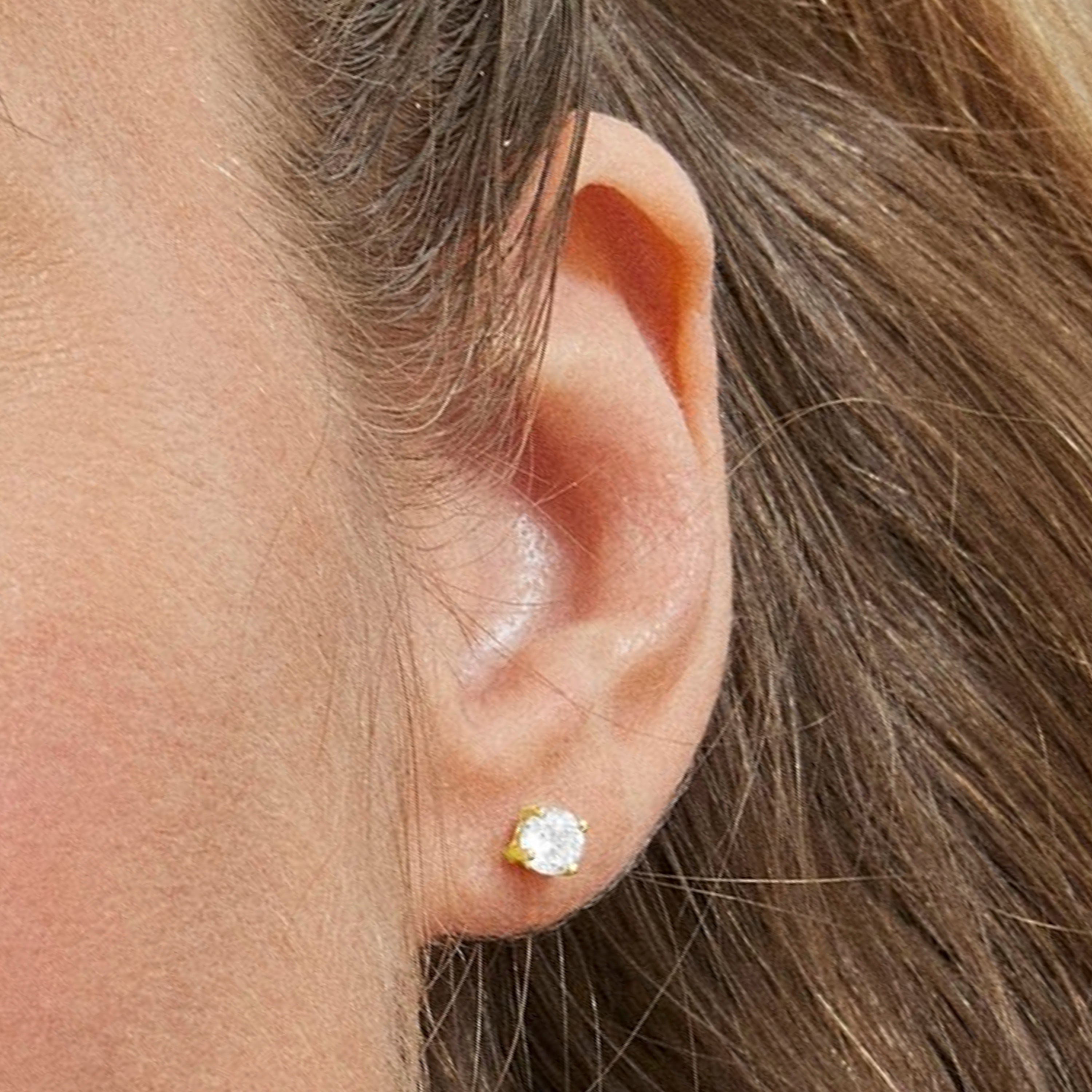 4mm 925 Sterlingsilber Ohrringe mit Zirkonia, 18k Gelbgold-Finish - Basic