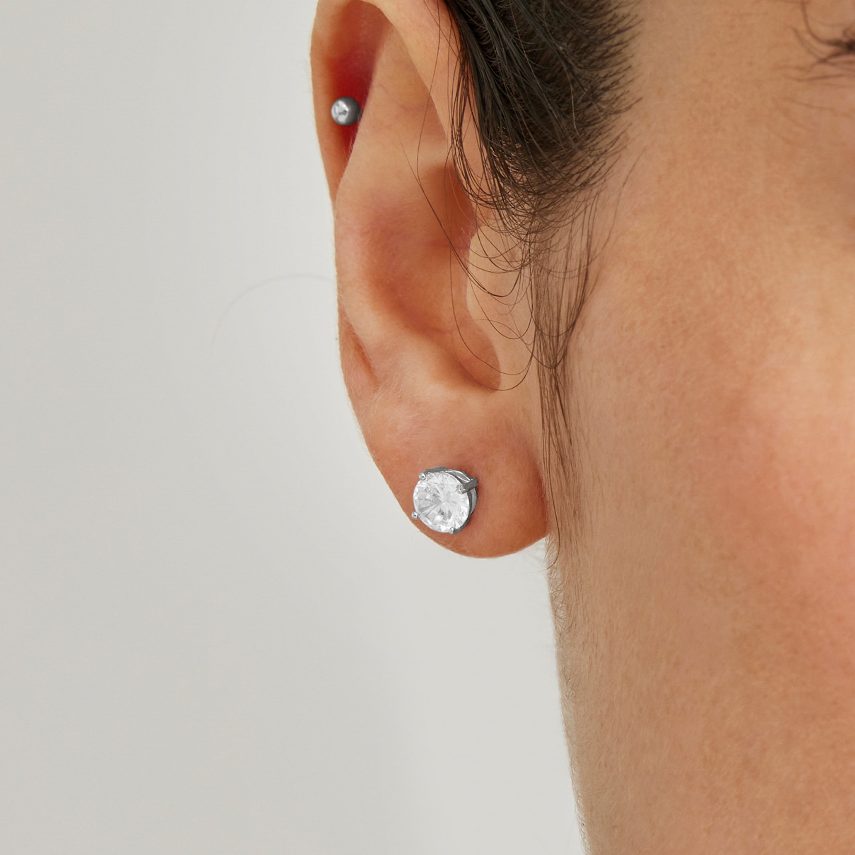 Orecchini in argento sterling 925 da 5mm con zircone finitura in rodio - Base