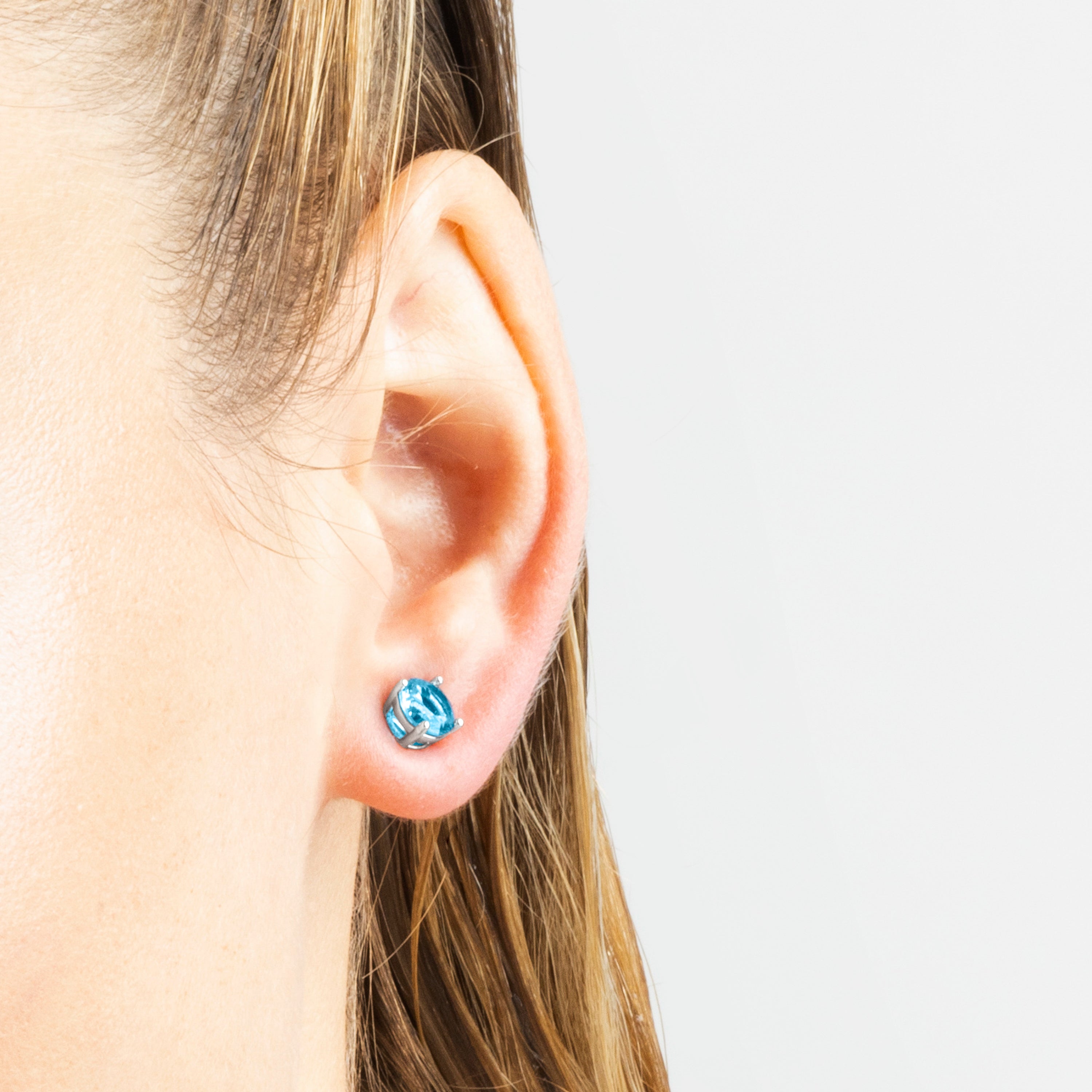 Ohrringe aus 925er Sterlingsilber mit hydrothermalem blauen Topas, vergoldet mit 18K Gelbgold - Otieno