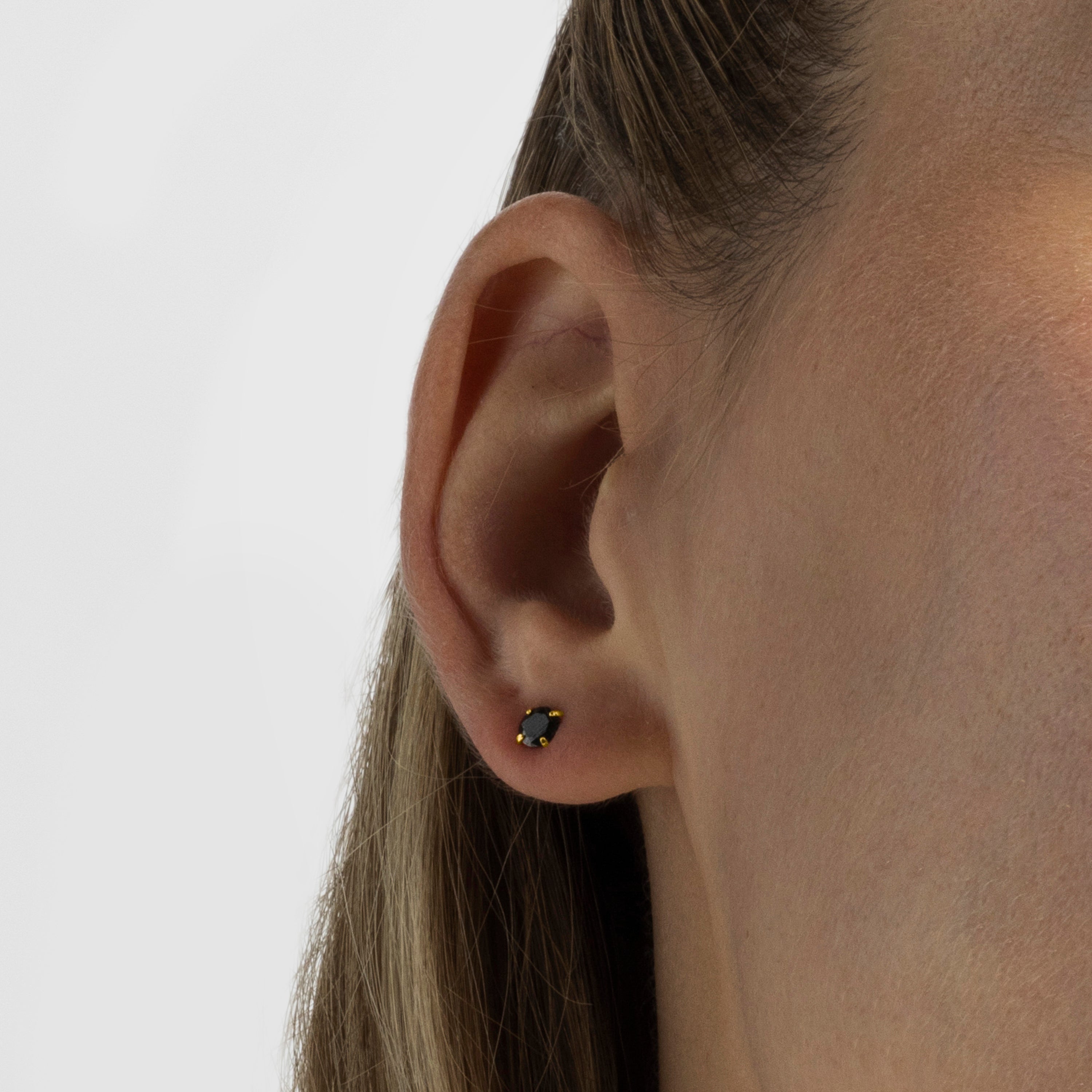 Boucles d'oreilles en argent sterling 925 avec zirconium onyx finition or jaune 18K - Otieno