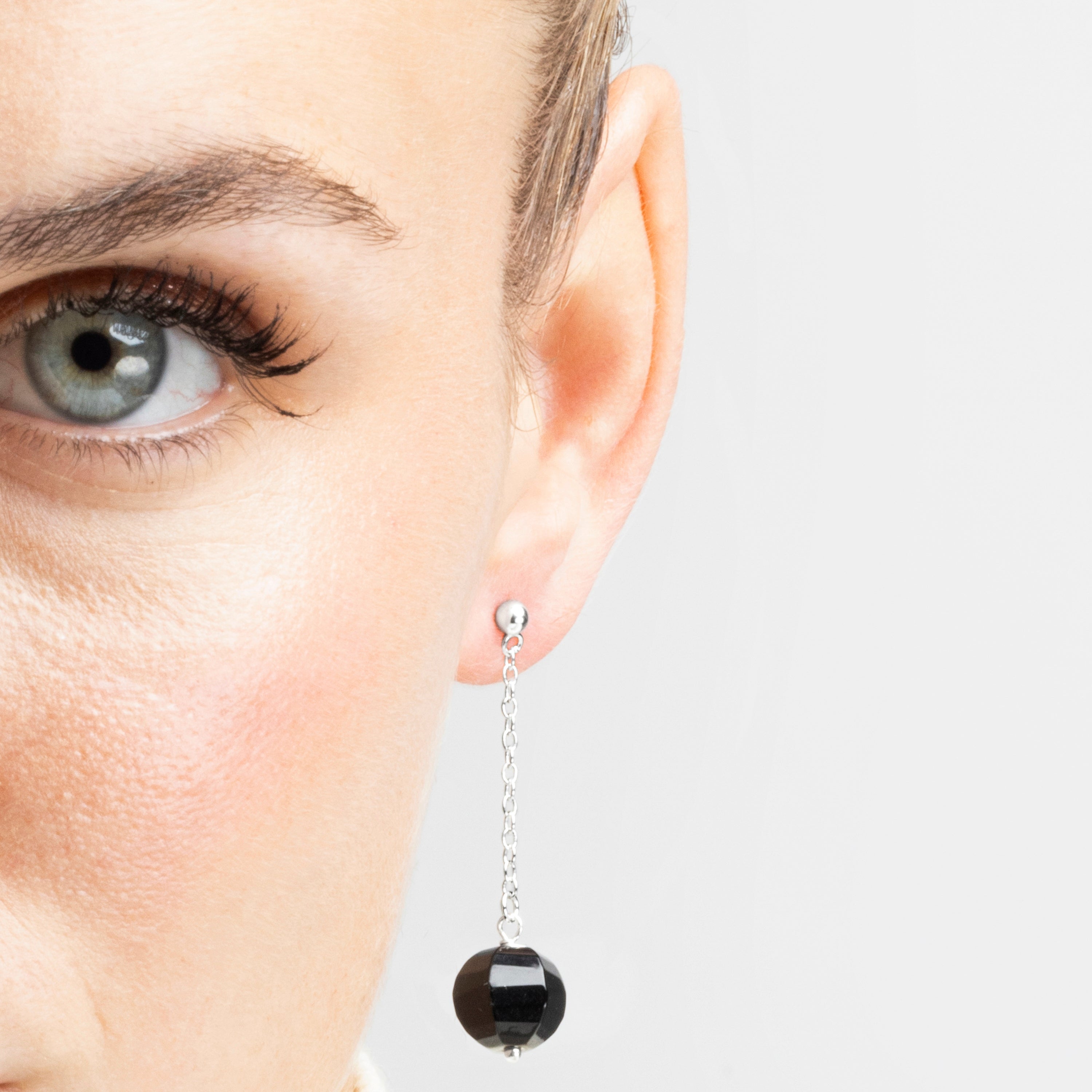 Orecchini in Argento Sterling 925 con Onice finiti in rodio - Kiarik