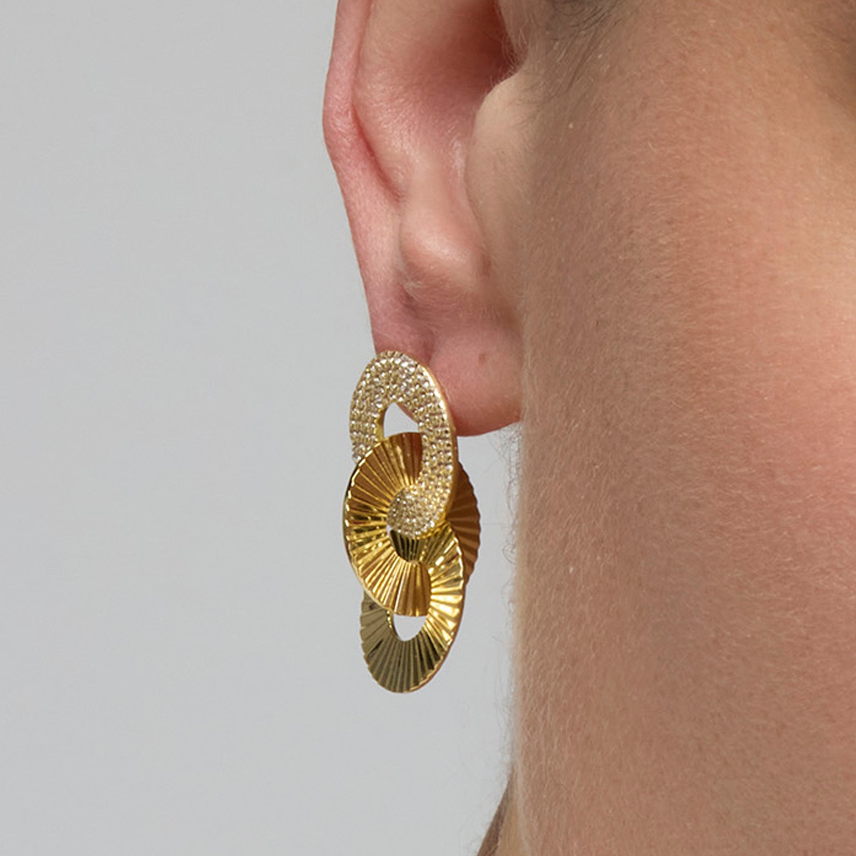 Ohrringe aus 925er Sterlingsilber und funkelndem Zirkonia mit 18k Gelbgold-Finish - Thydi