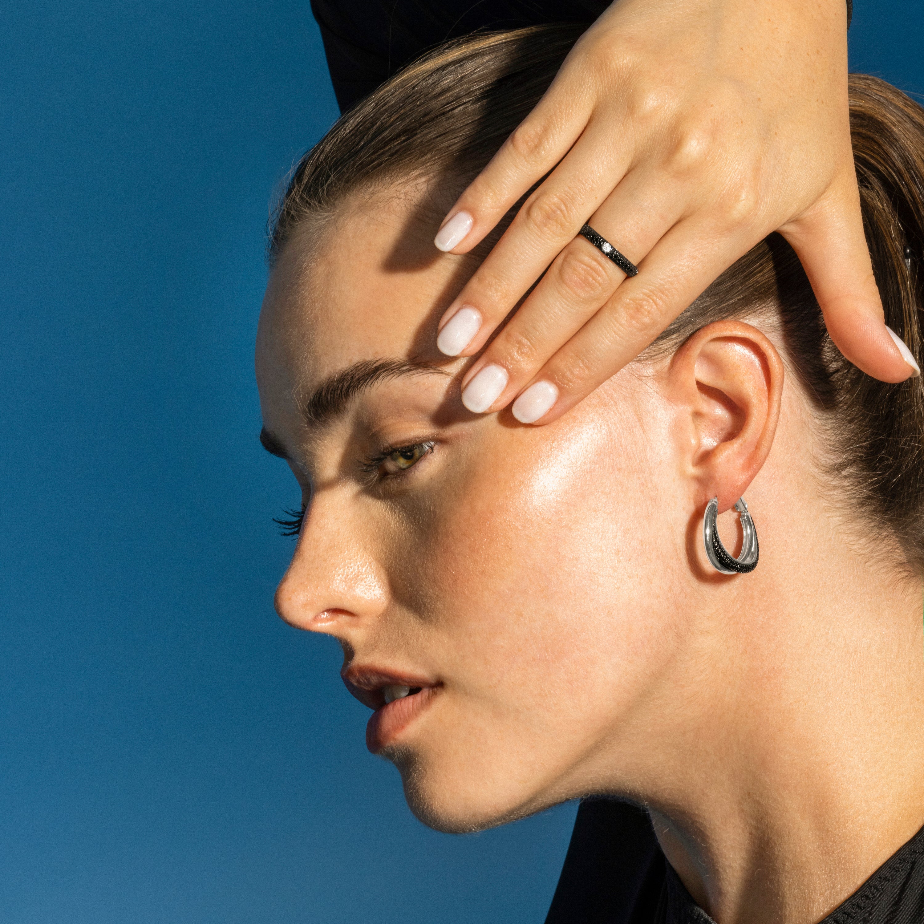Boucles d'oreilles en argent sterling 925 et oxyde de zirconium onyx finition rhodiée - Dara