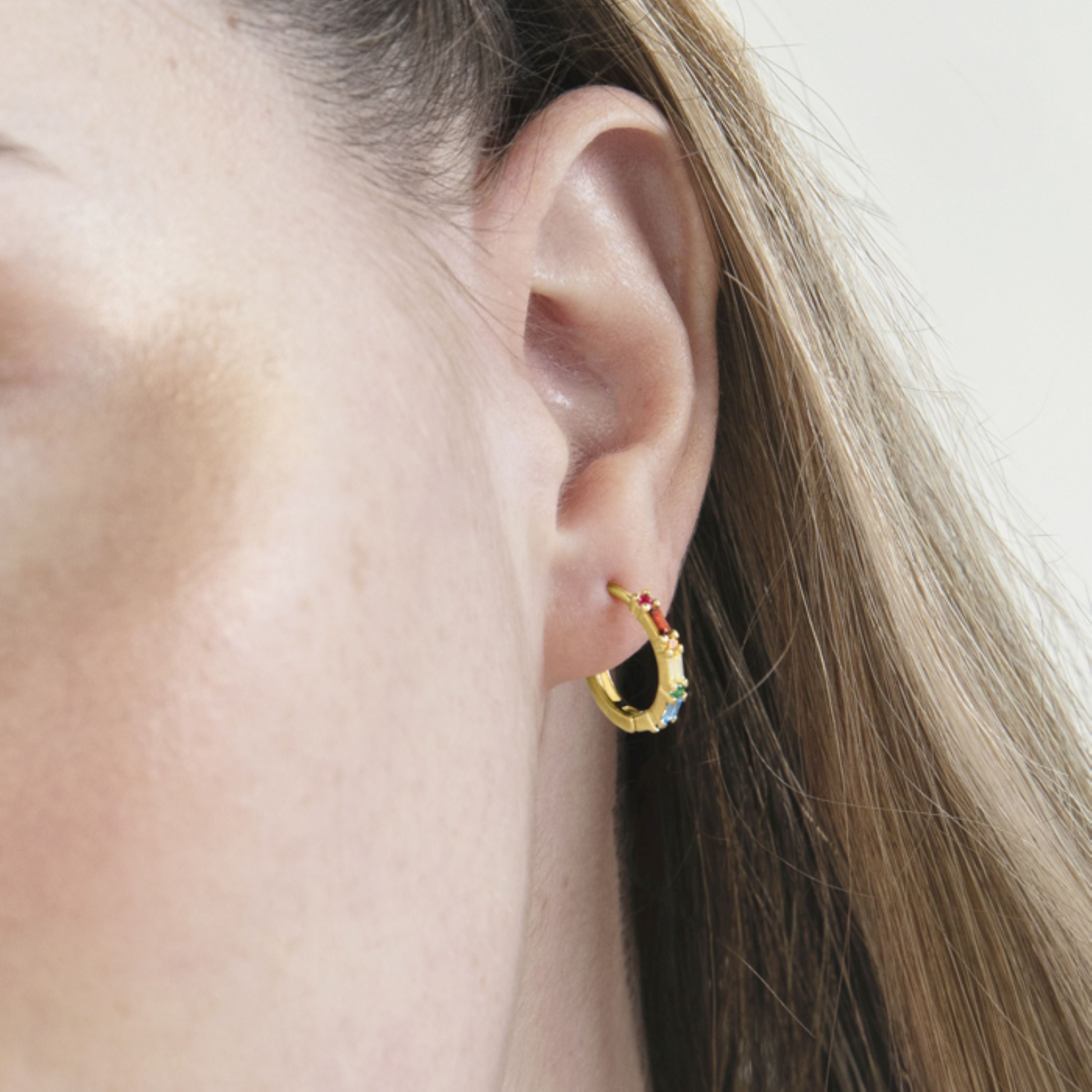 Boucles d'oreilles en argent sterling 925 avec zircon multicolore finition or jaune 18K - Hinnar