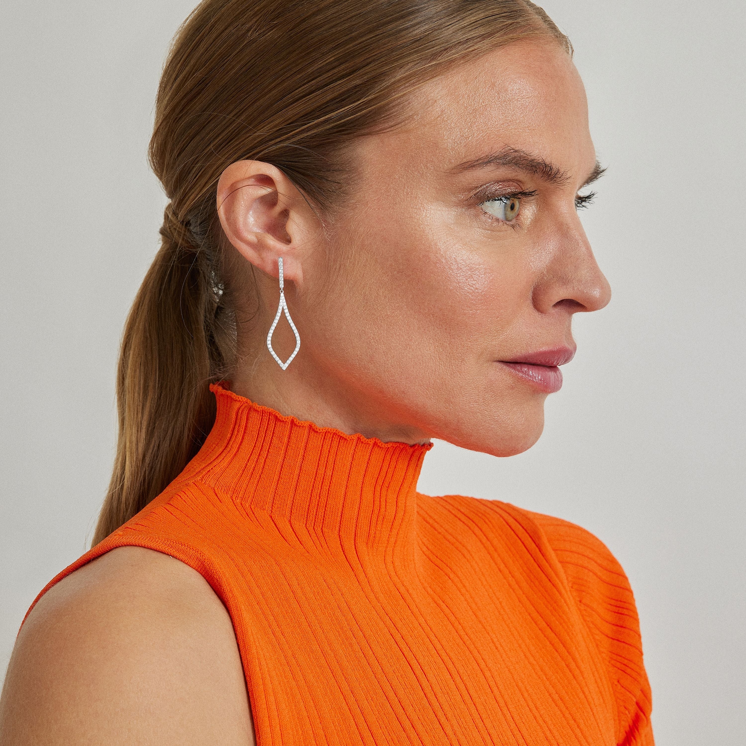 925 Sterling Silver Earrings with Brilliant Zirconia finished in Rhodium - Materish