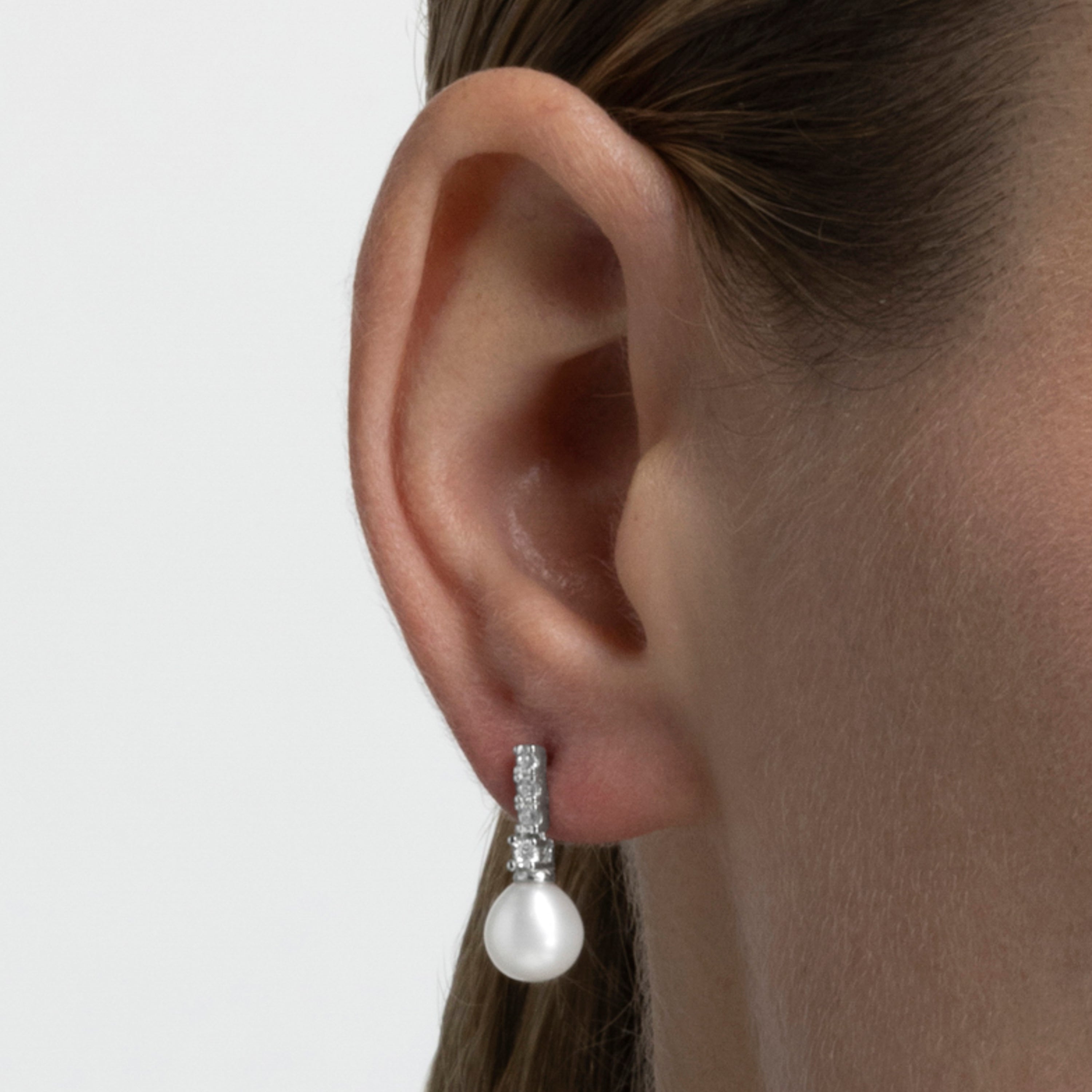 Pendientes de Plata de Ley 925 con Perla Blanca acabados en rodio - Essential