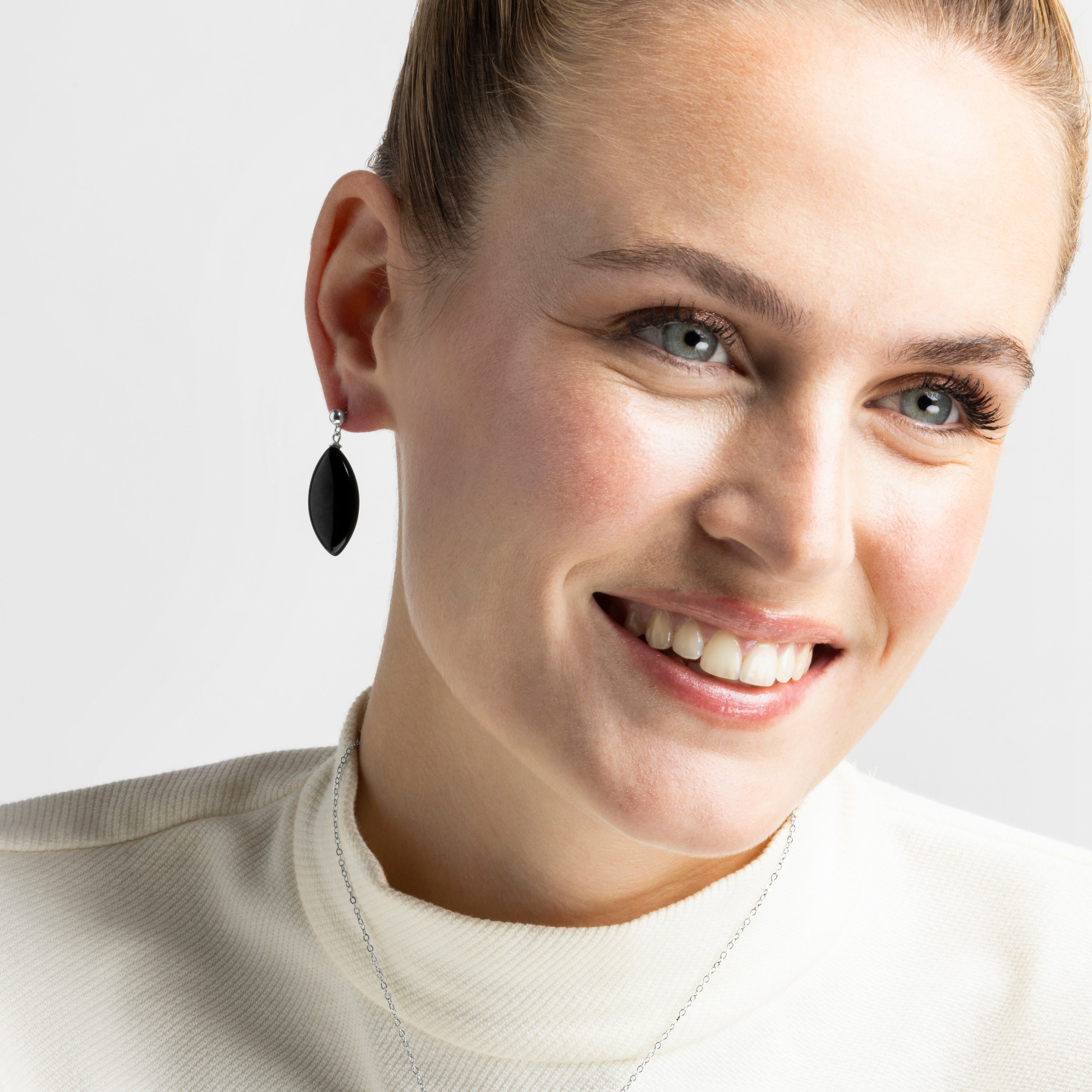 Boucles d'oreilles en argent sterling 925 avec onyx finition rhodium - Ayom