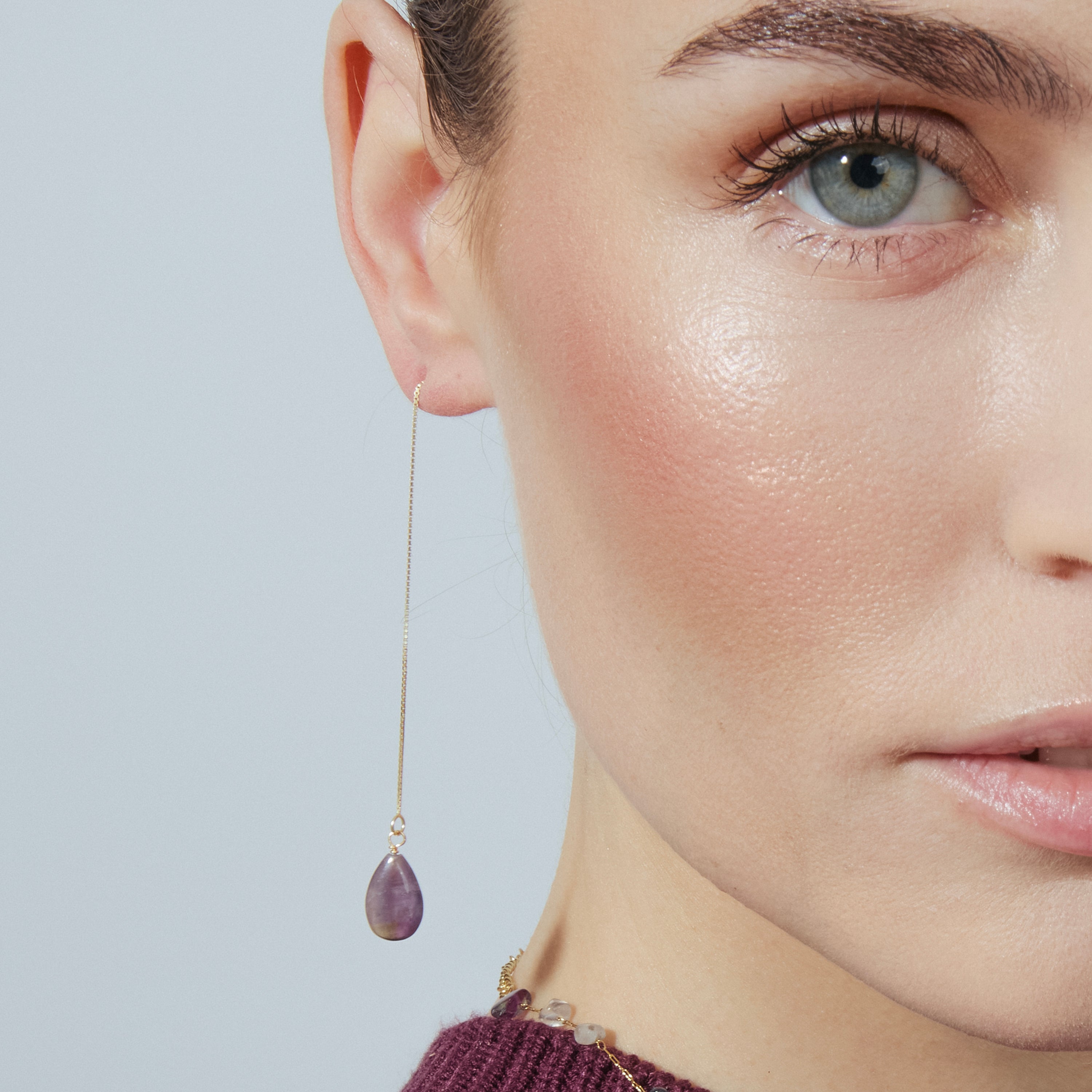 Pendientes de Plata de Ley 925 con Amatista Natural acabados en oro amarillo 18K - Zoqoyi
