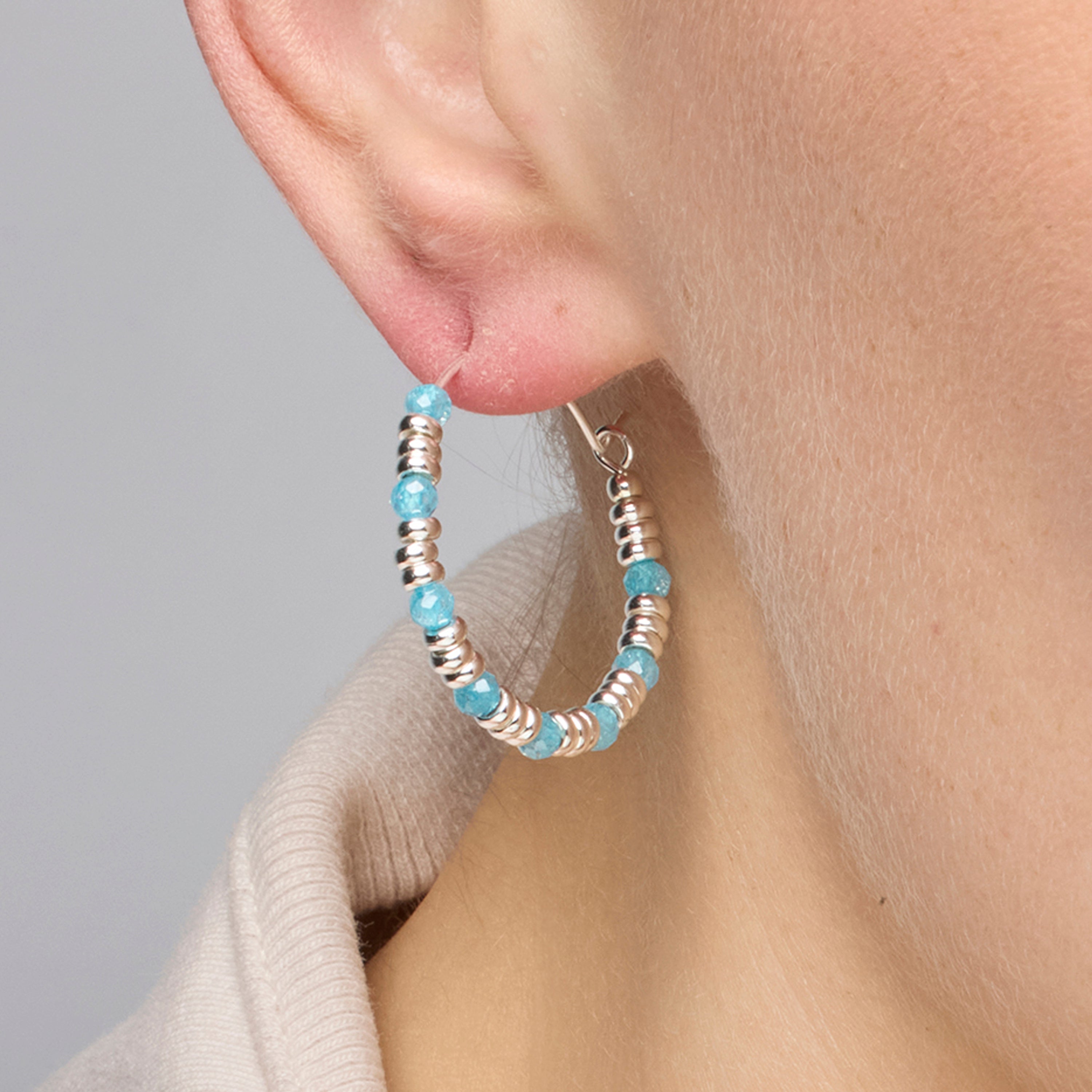 Orecchini in Argento Sterling 925 e Zirconia Acquamarina con finitura in rodio - Deli
