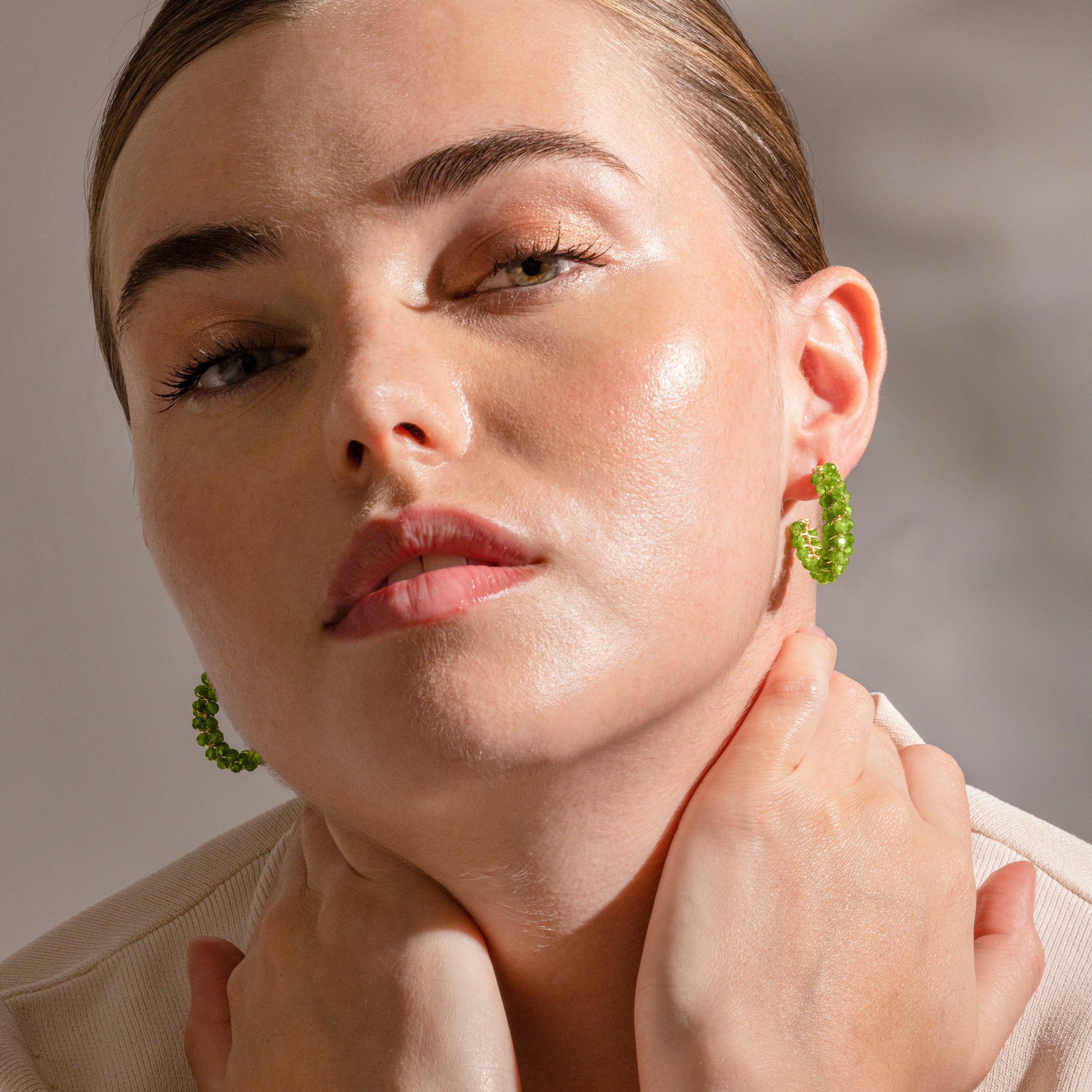 Pendientes de Plata de Ley 925 y Cristal Verde acabado oro 18k - Siran