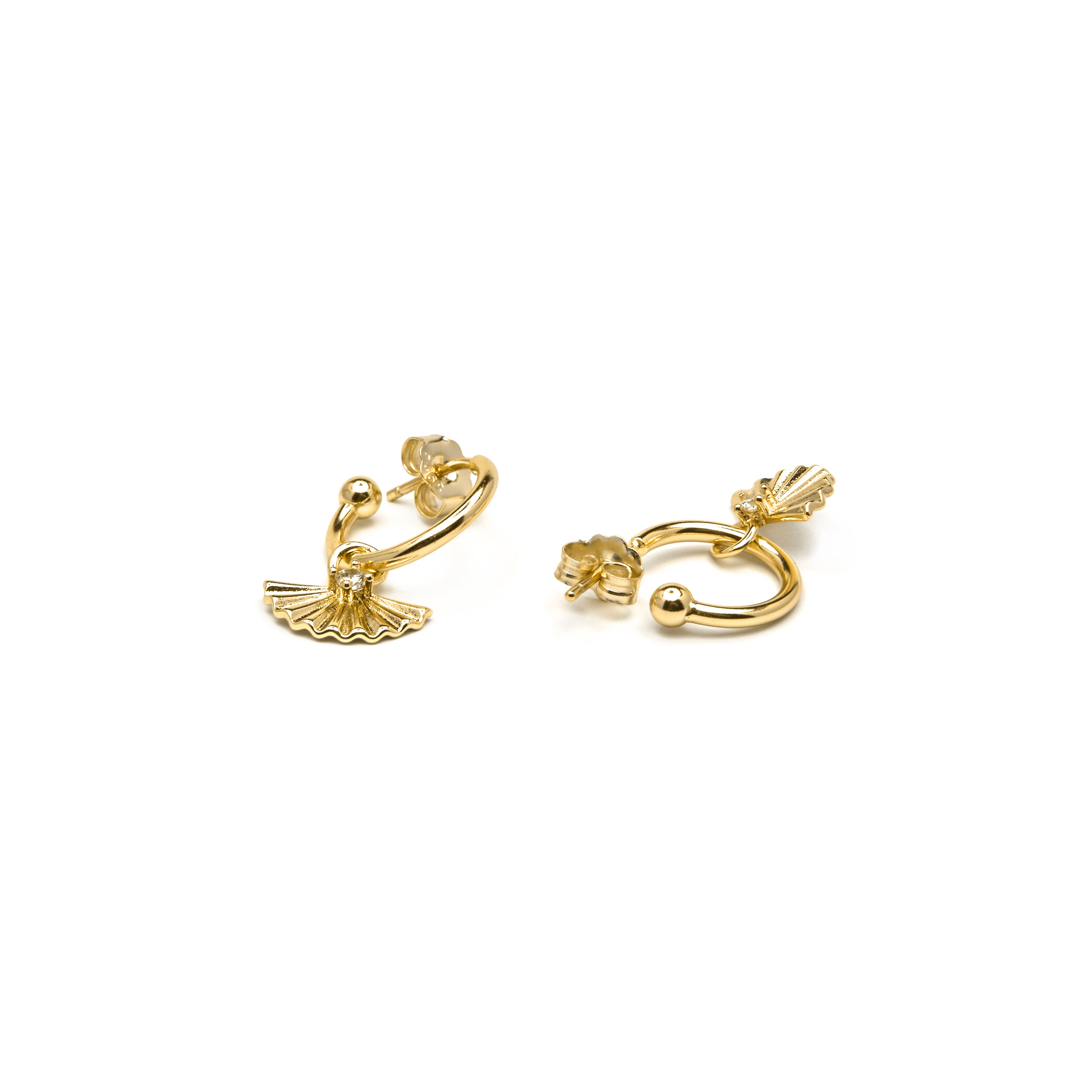Ohrringe aus 925er Sterlingsilber und glänzenden Zirkonia mit 18k Gelbgold-Finish - Matabak