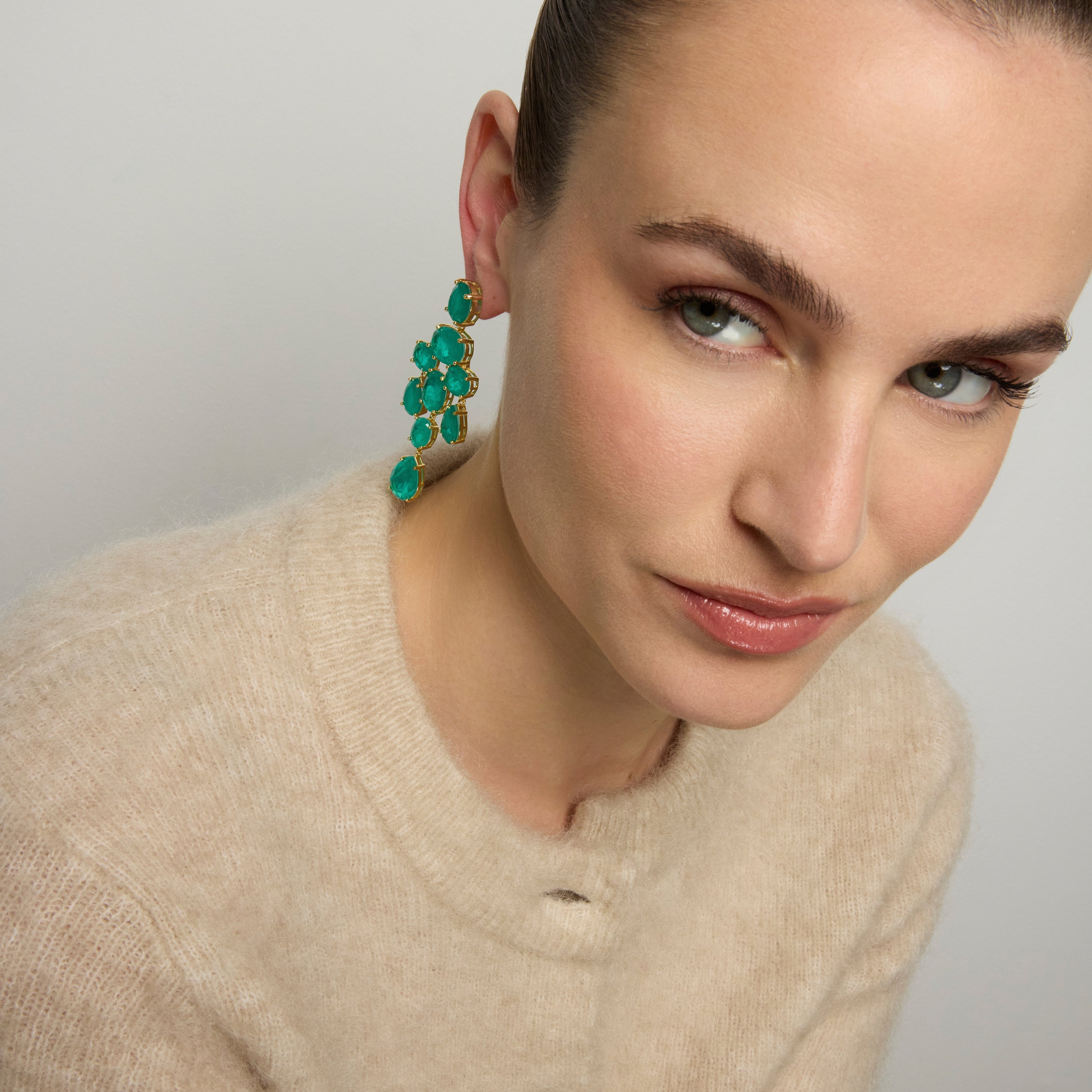 Pendientes de Plata de Ley 925 y Cuarzo Hidrotermal Verde Paraiba acabado oro amarillo de 18k - Kimid