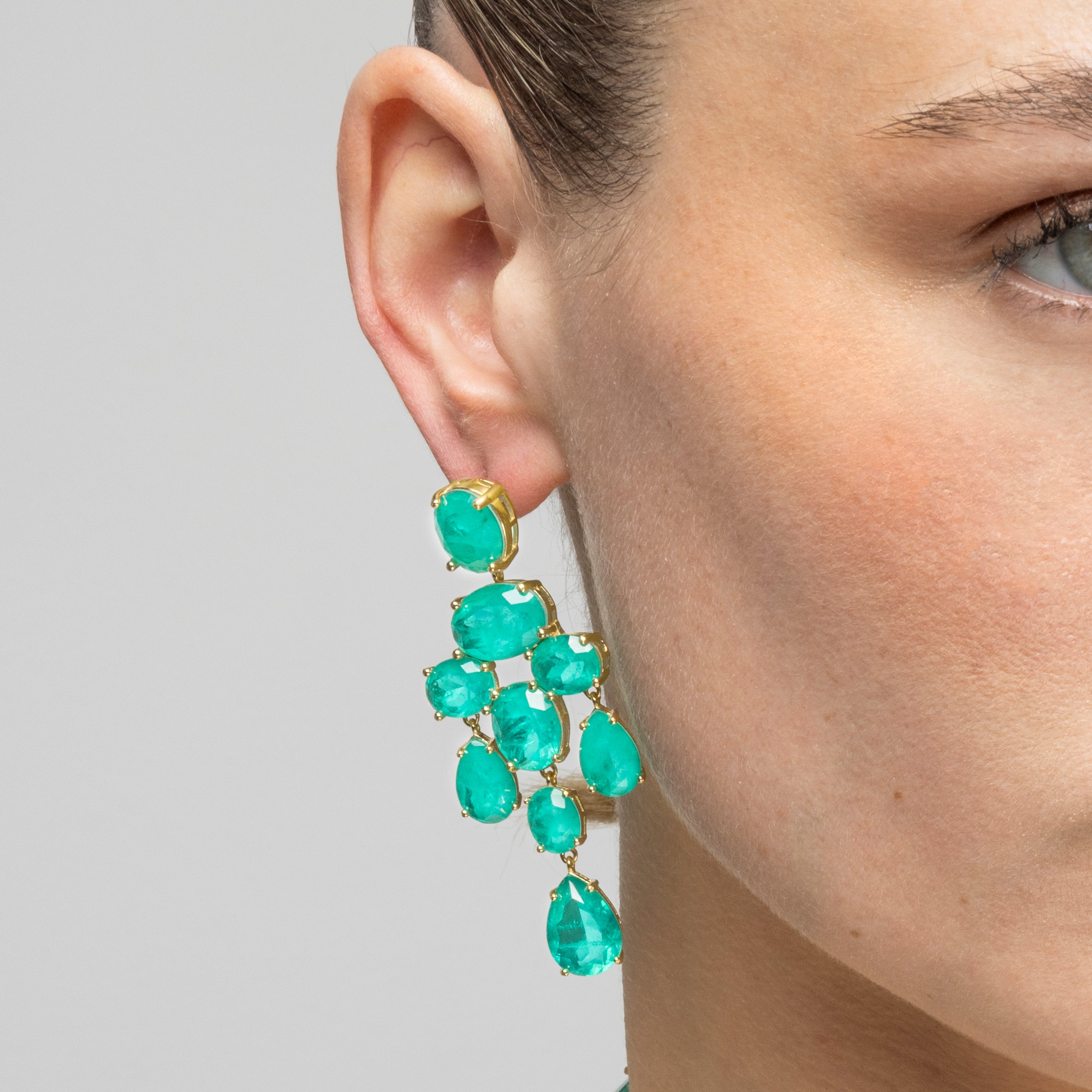 Pendientes de Plata de Ley 925 y Cuarzo Hidrotermal Verde Paraiba acabado oro amarillo de 18k - Kimid
