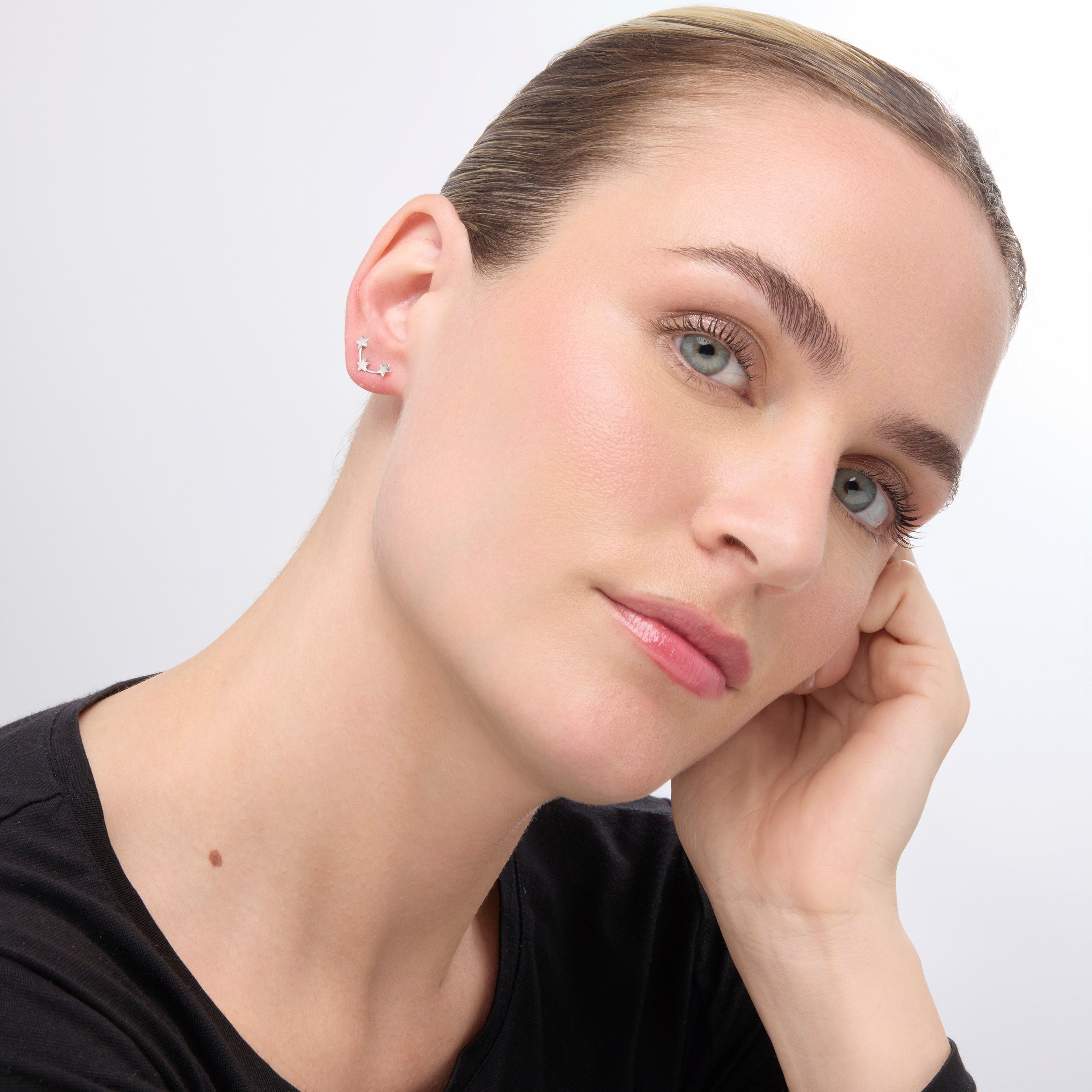 925 Sterling Silver Earrings finished in rhodium - Essential