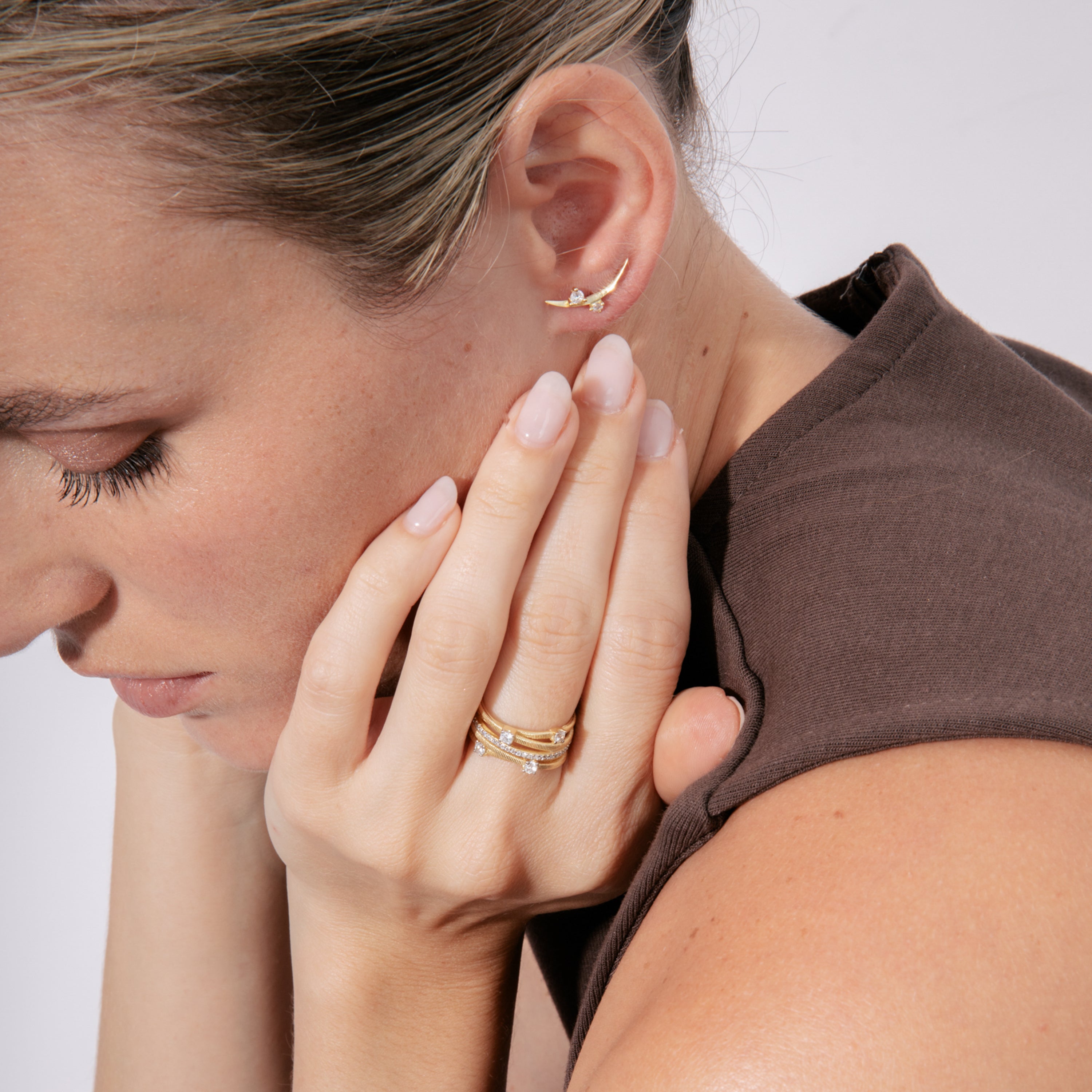 Ohrringe aus 925er Sterlingsilber und funkelndem Zirkonia mit 18k Gelbgold-Finish - Ryfio