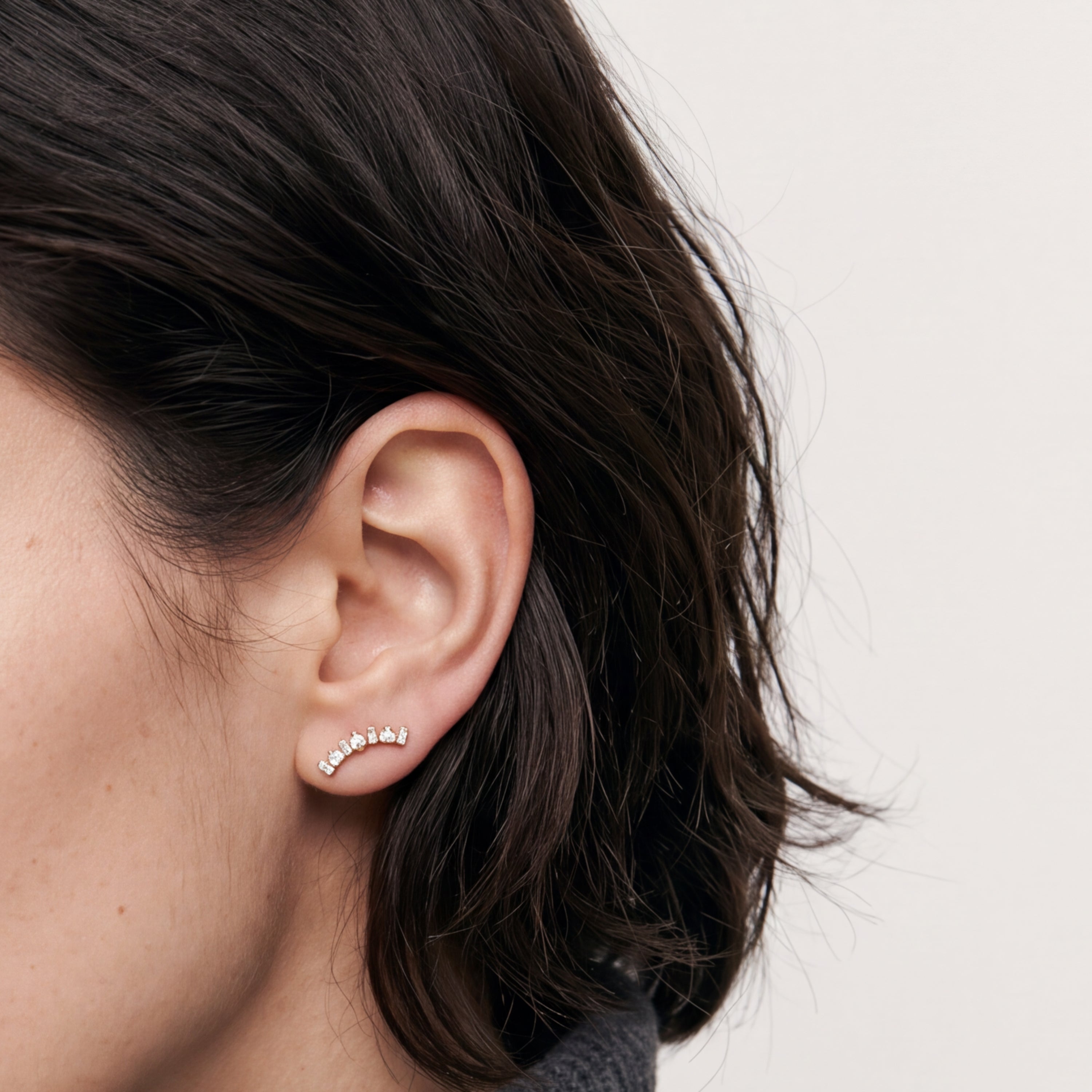 Piercing in titanio con zircone brillante - Deone