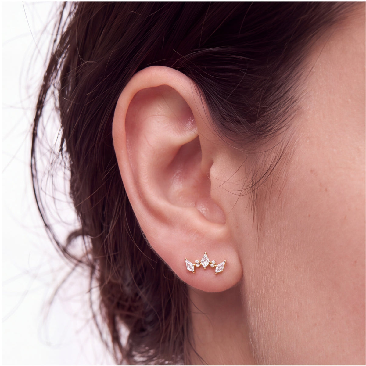 Piercing en titane avec zircon brillant - Ibe