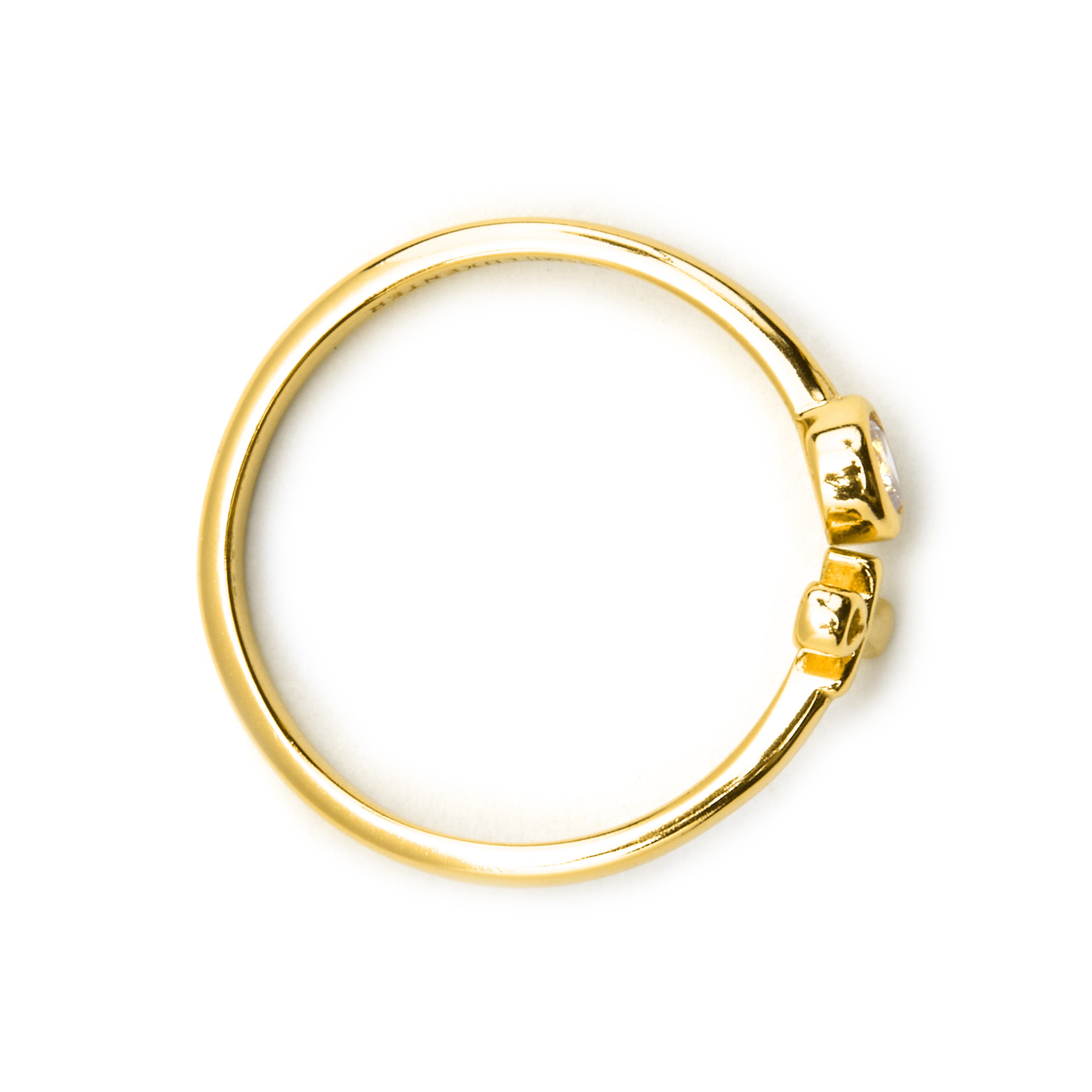925 Sterling Silver Ring with Brilliant Zirconia finished in 18k Gold - Orssi
