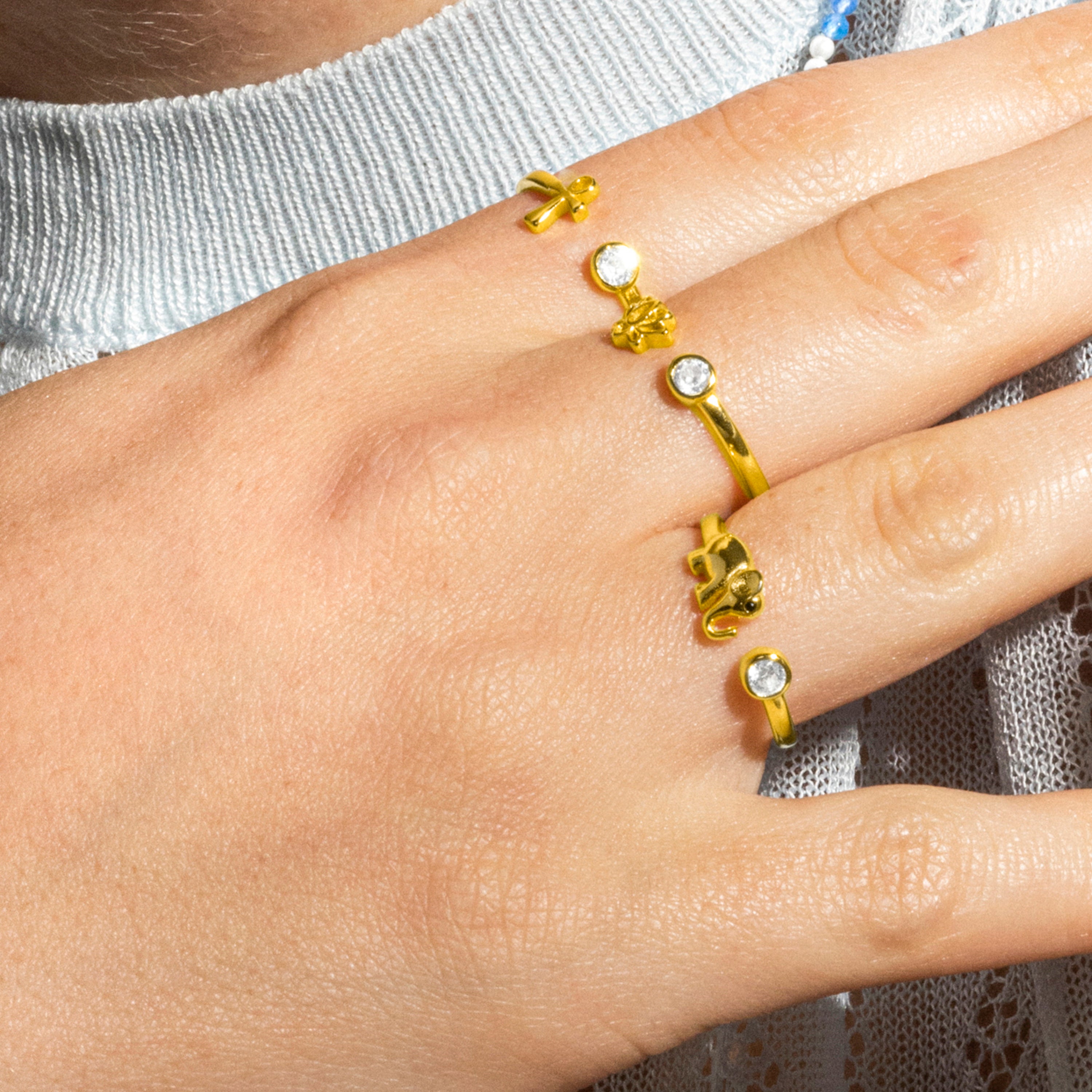 925 Sterling Silver Ring with Brilliant Zirconia finished in 18k Gold - Orssi