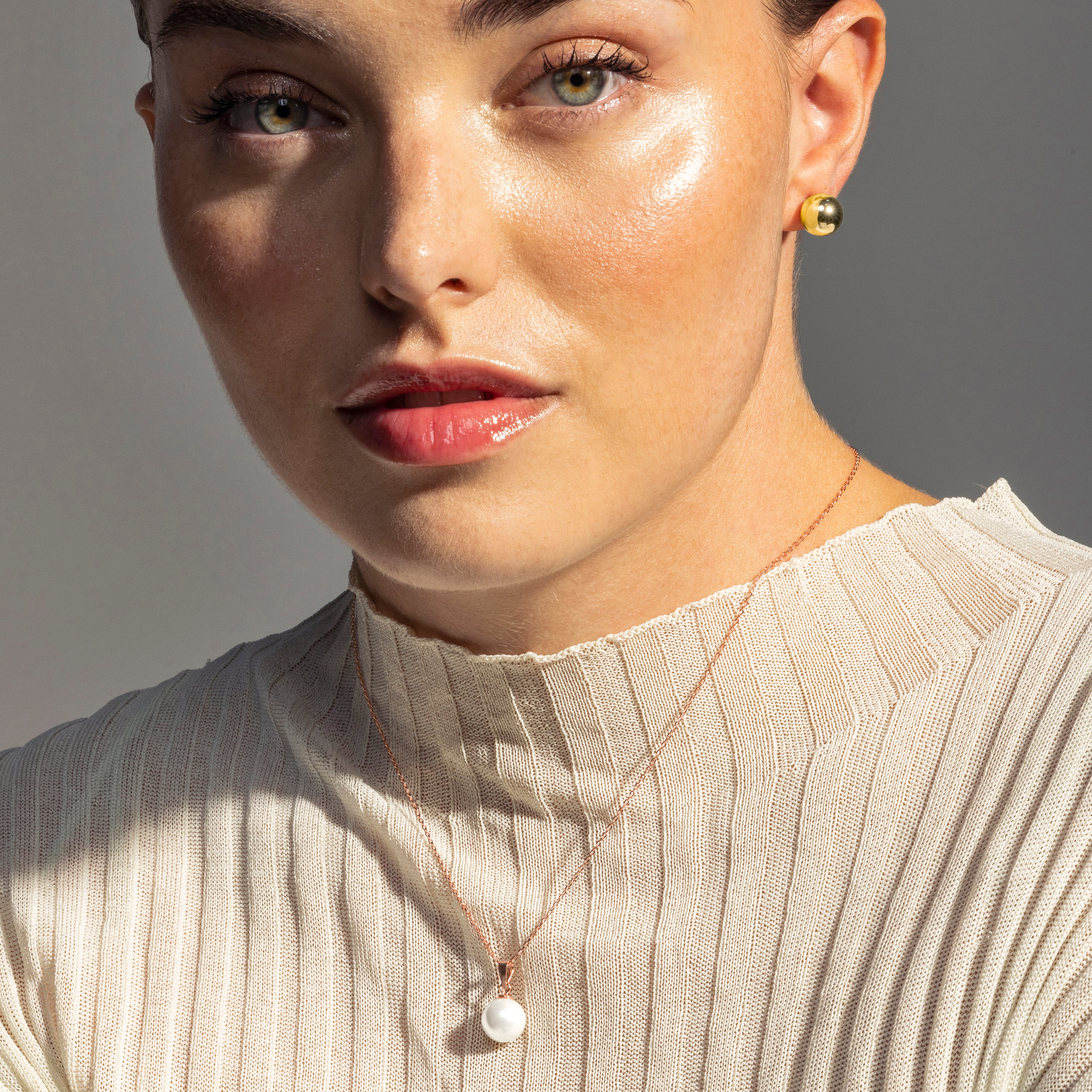 Colar de Prata de Lei 925 com Pérola Branca acabamento em ouro rosa 18K - Geel