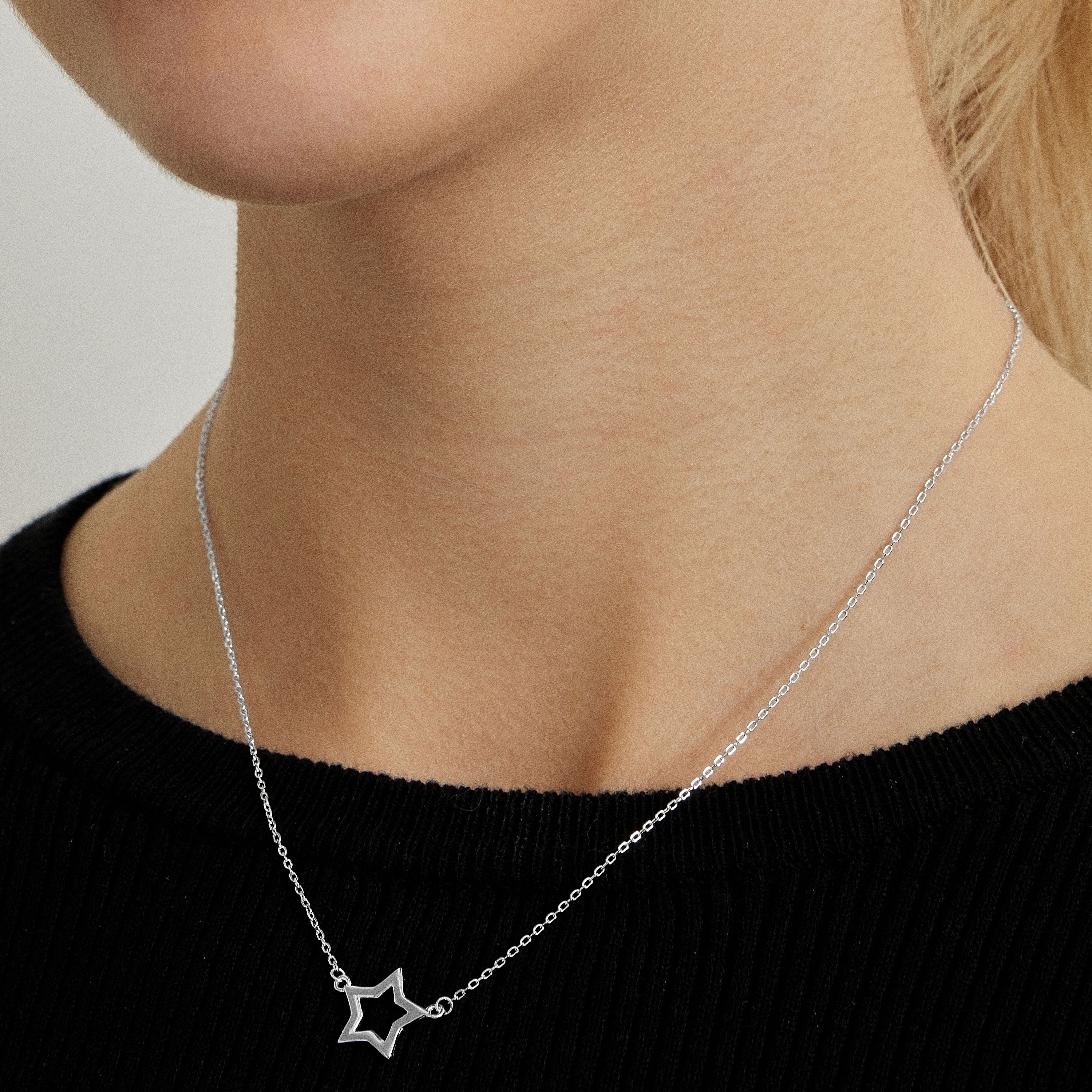 925 Sterling Silver Necklace finished in rhodium - Bandoead