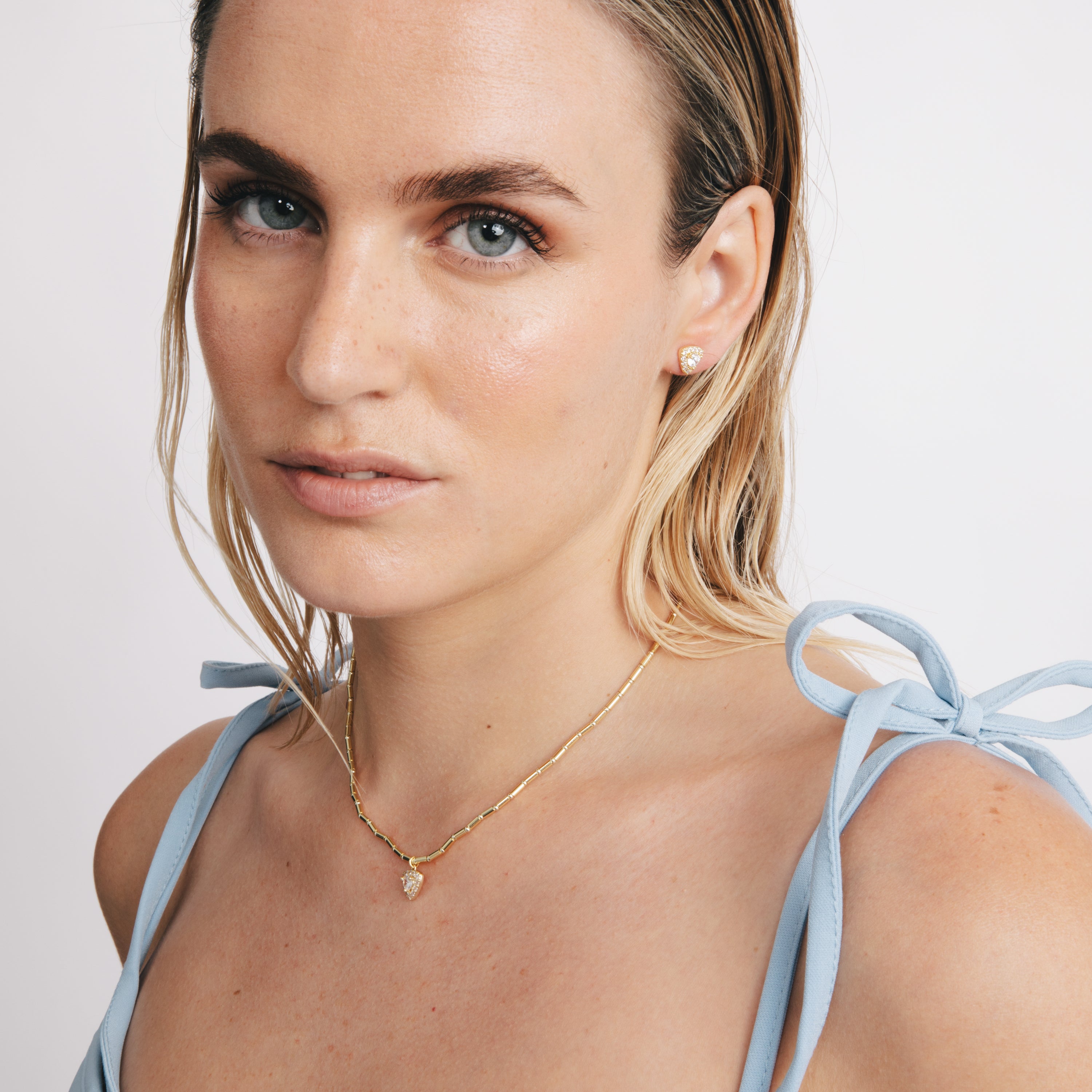 Colar de Prata de Lei 925 e Zircónia Brilhante com acabamento em ouro amarelo 18k - Aldra