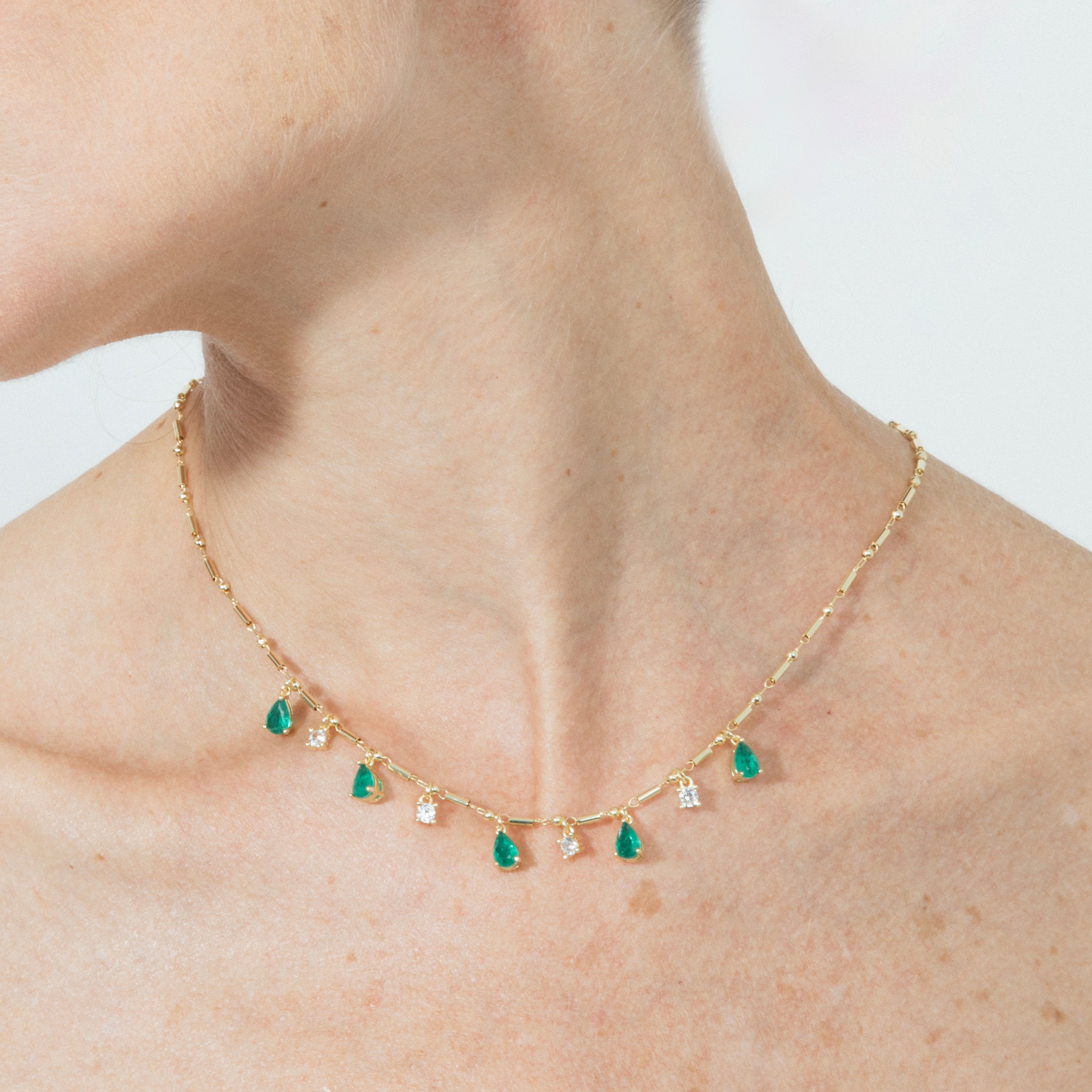 Halskette aus 925er Sterlingsilber und grünem hydrothermalem Paraiba-Quarz mit 18k Gelbgold-Finish - Lakrom