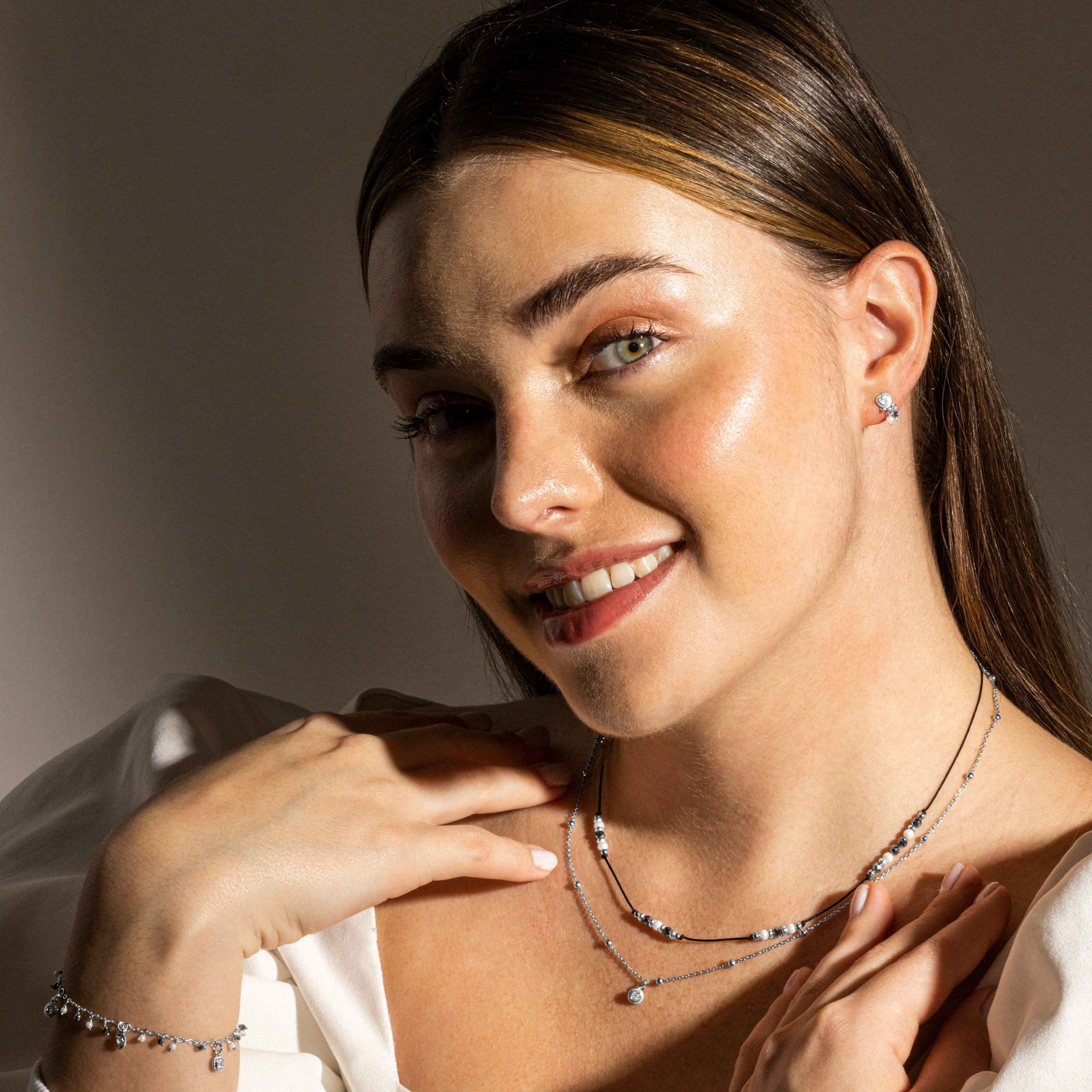 Collana in Argento Sterling 925 e Perla Bianca finitura in rodio - Apses