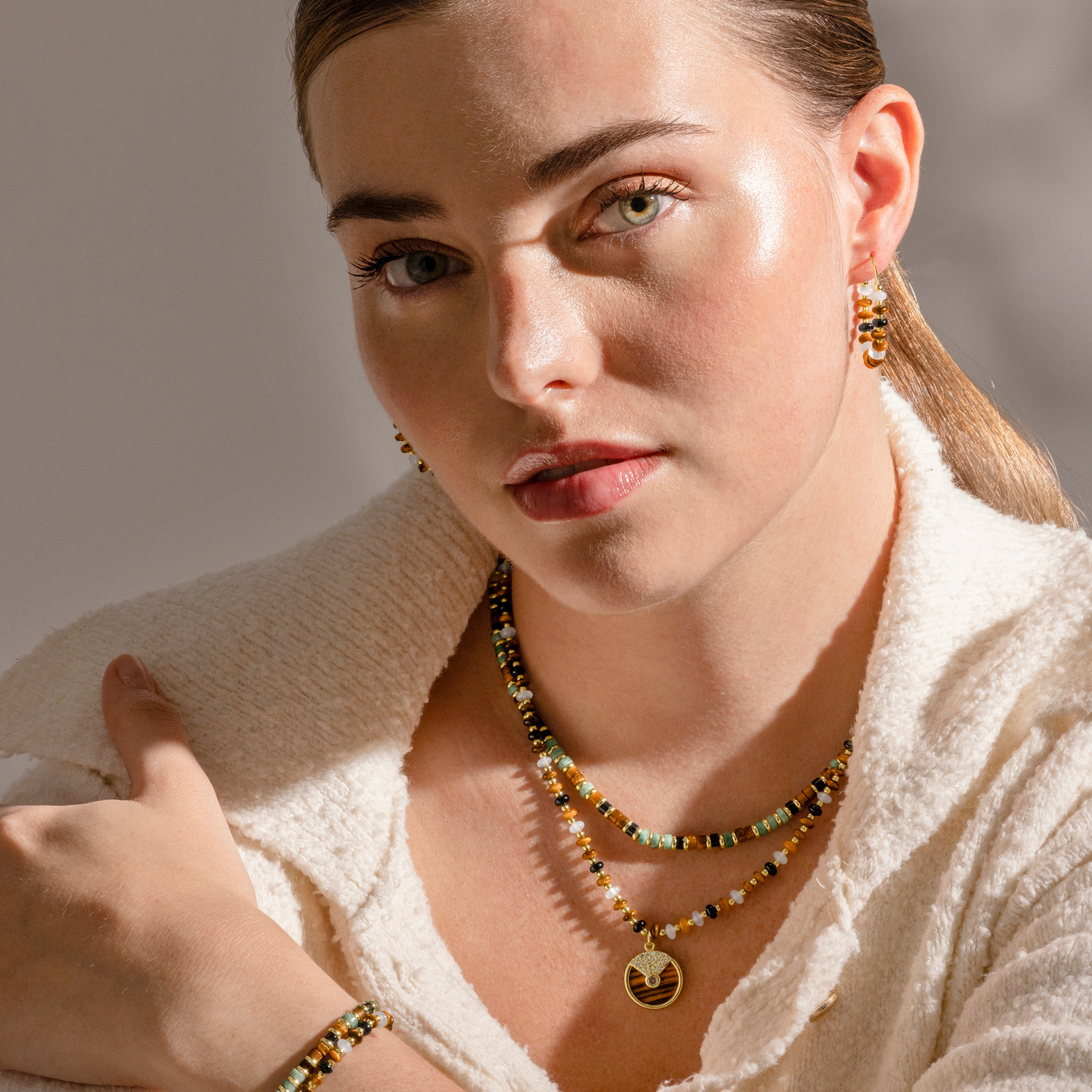 925 Sterling Silver Necklace with Tiger Eye finished in 18k gold - Yalah