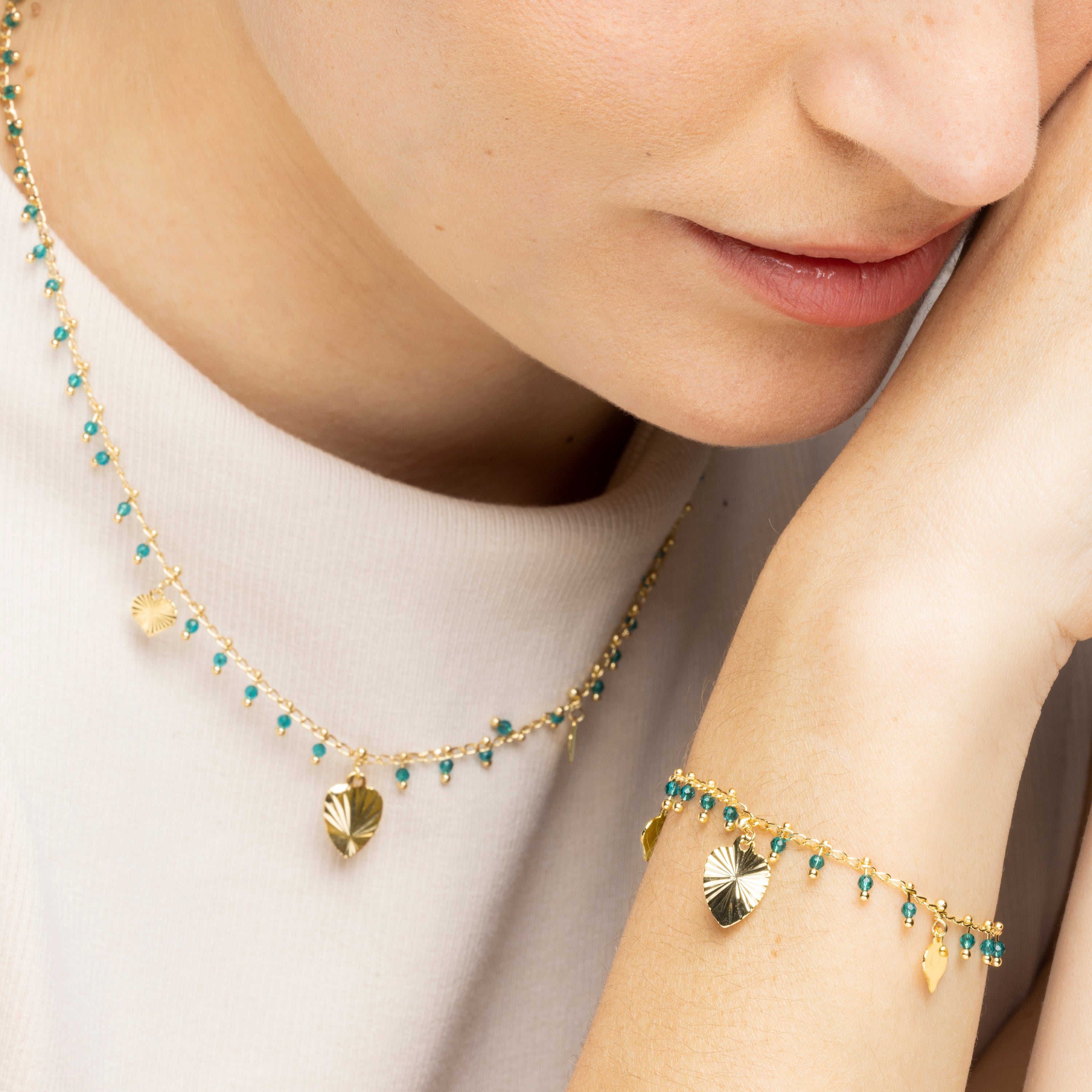 Colar de Prata de Lei 925 e Cristal Verde com acabamento em ouro amarelo de 18k - Dadrec